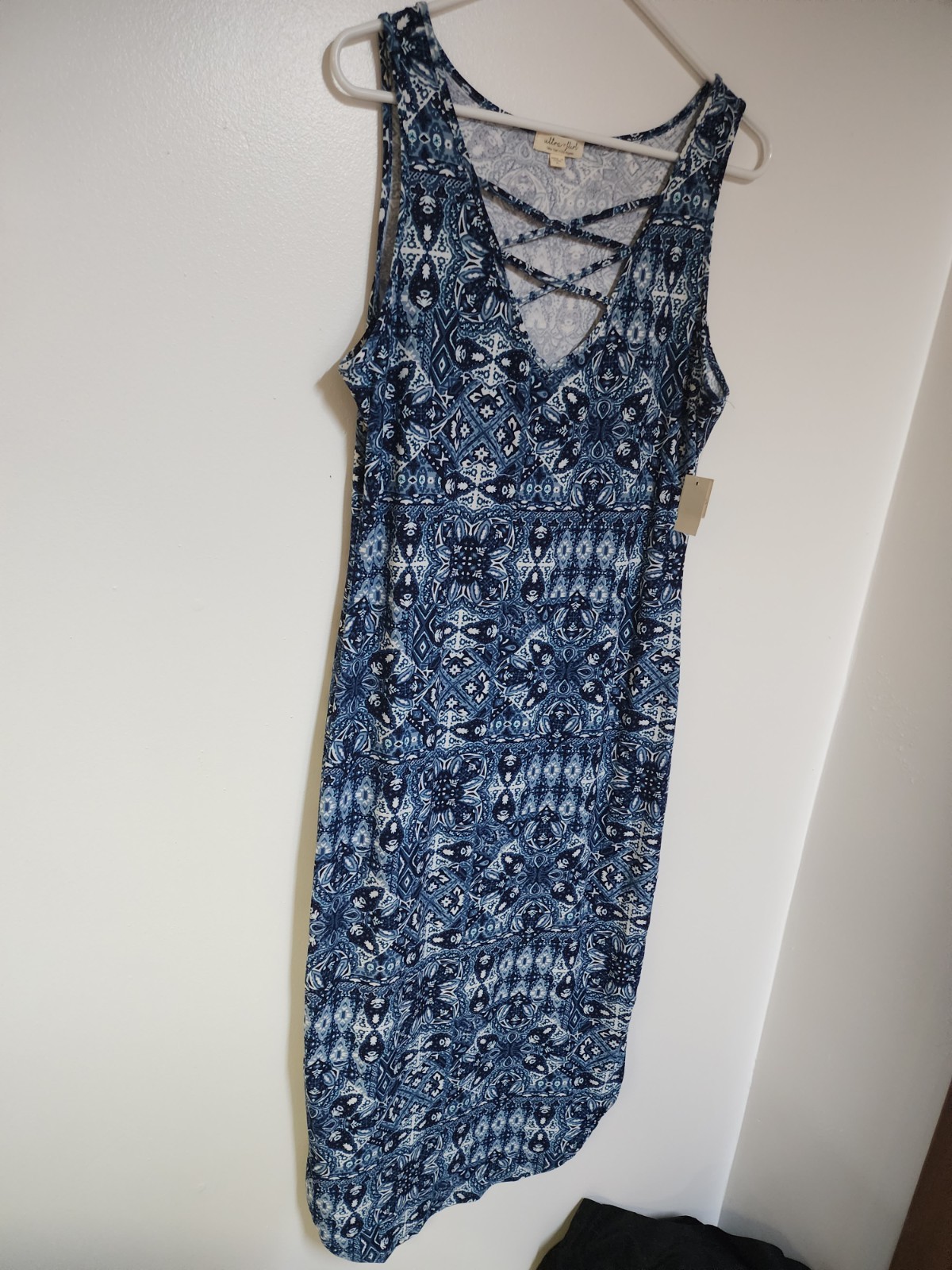 Ultra Flirt Dress Blue Multicolor – New With Tags – Women’s XL