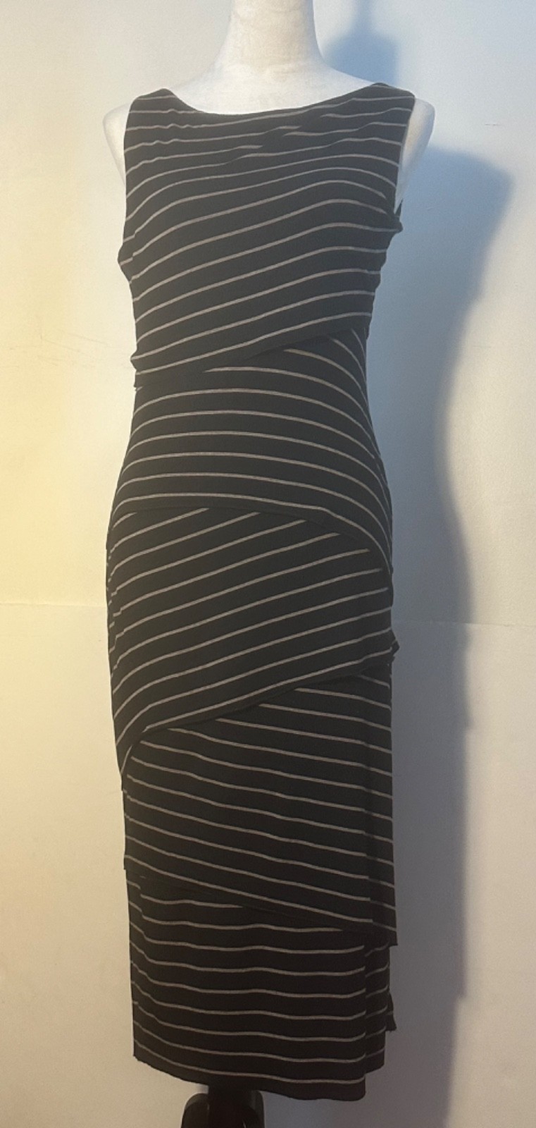 Comfy Bailey 44 Black & Tan Striped Bodycon Cocktail Dress – Rayon – USA – S/4-6