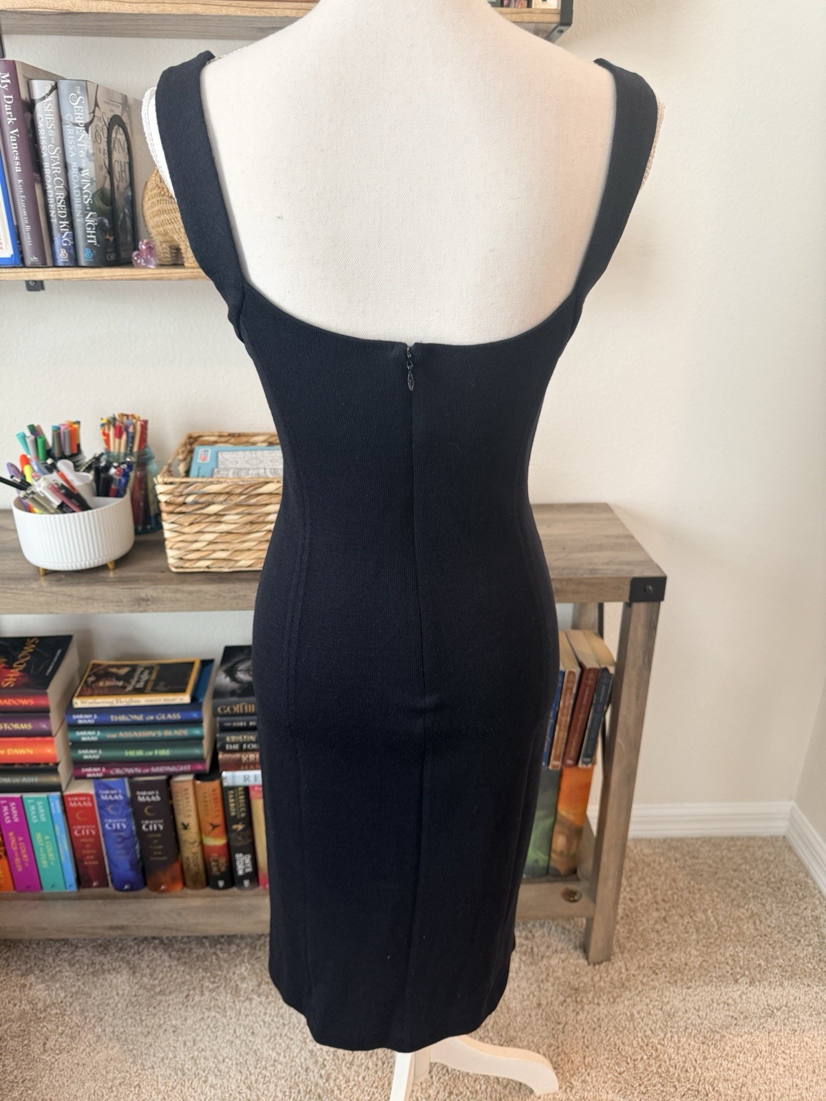 Womens St. John Collection by Marie Gray Black Sleeveless Black Dress Size 6