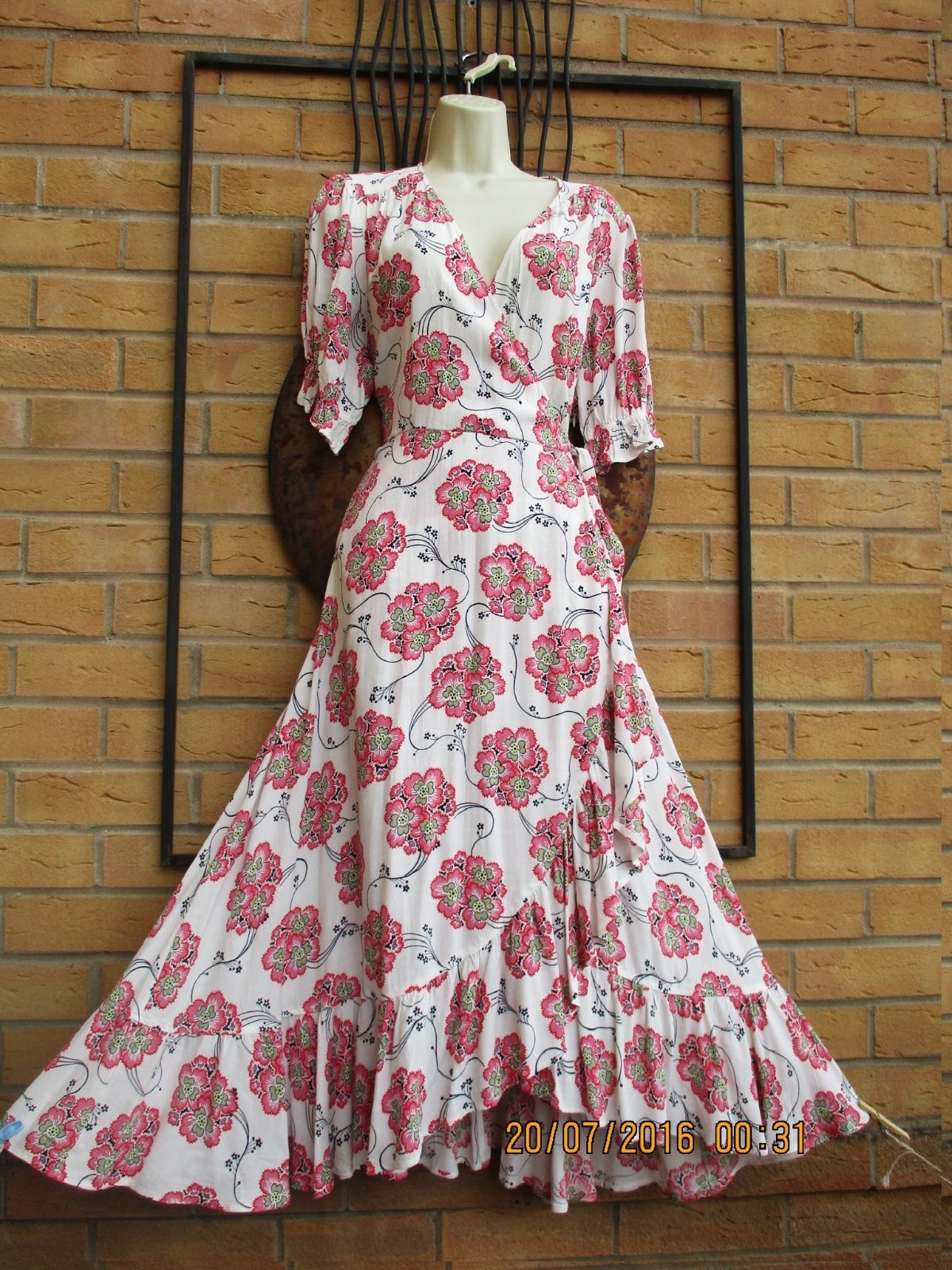 Per Una Best Seller Size 20 Floral Print Faux Wrap Frilled Midi Dress..