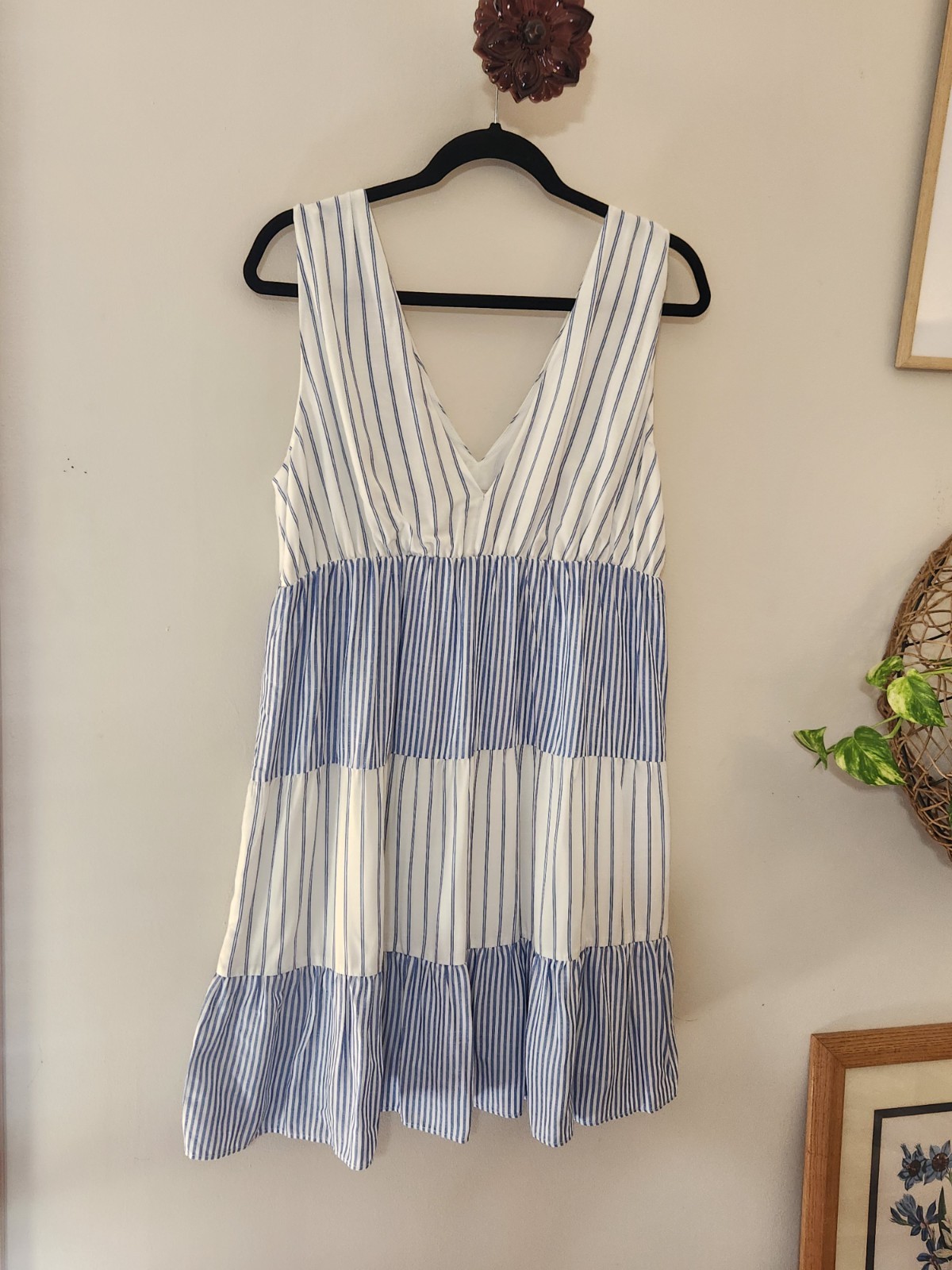 LOFT Blue & White Striped Tiered Double V Sleeveless Swing Dress Sz M