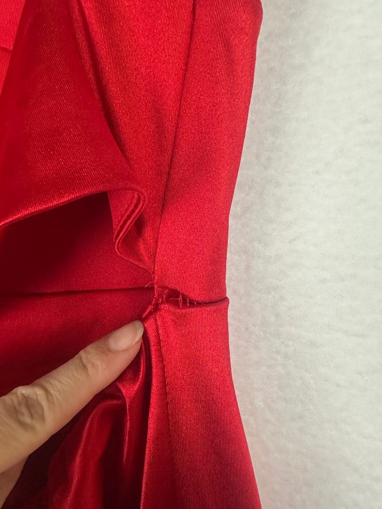 Emerald Sundae Satin Corset Gown Juniors Large Red Open Back Stretch NWT FLAWS