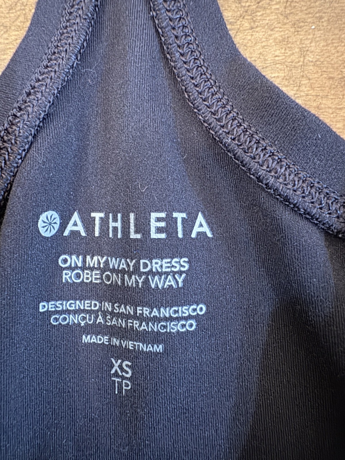 Athleta On My Way Dress Robe Black Racerback Athleisure Dress Stretch Spandex XS