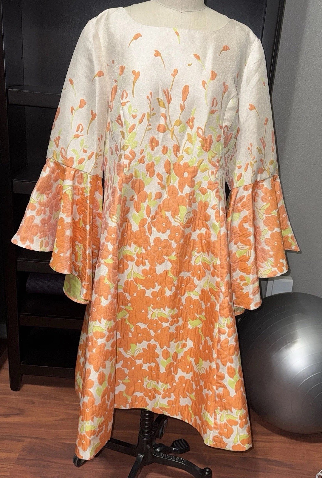 Dresses by Nubiano Size 14 Floral Bell Sleeve A-Line Midi Dress Retro
