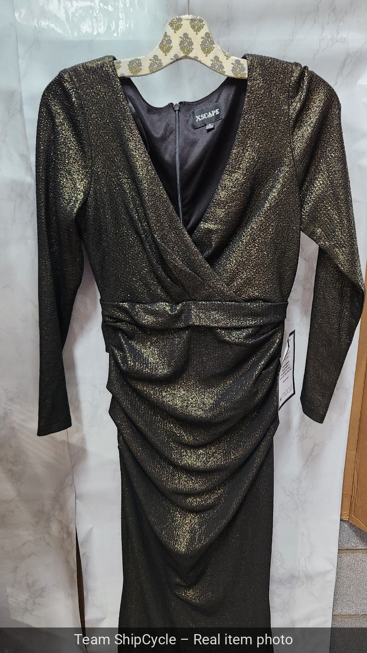 with tags XSCAPE Ruched FoilKnit LongSleeve Gown MSRP 269 G2U
