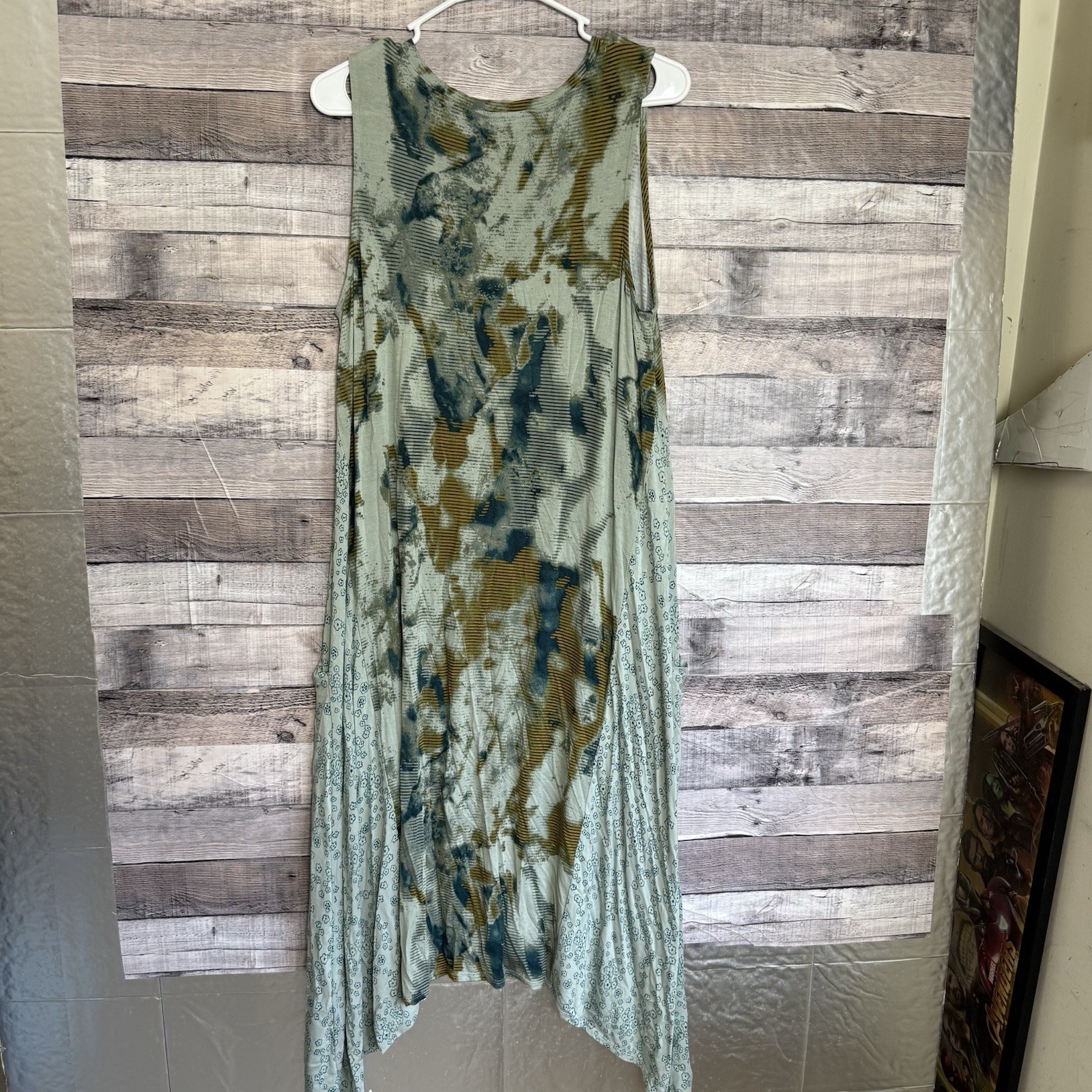 LOGO By Lori Goldstein Floral Maxi Dress M Sleeveless Stretch Pockets Green