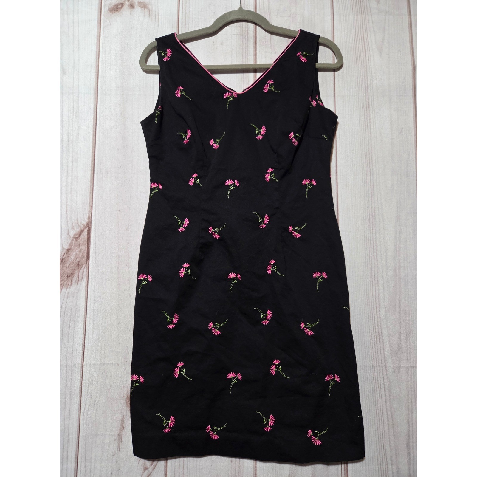 Amanda Smith Petite Black Floral Embroidered V Neck Sleeveless Dress Size 6P