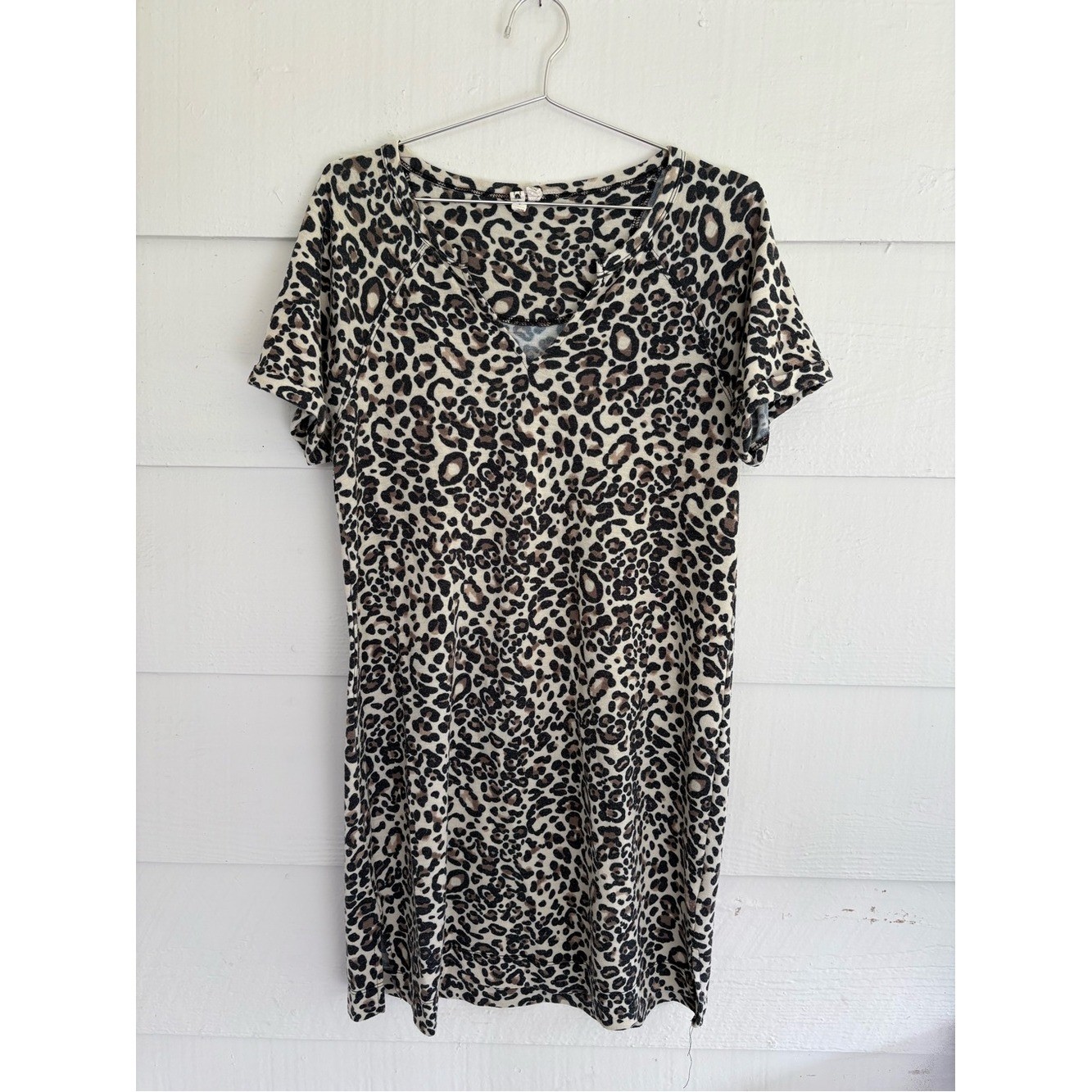 Cable & Gauge Leopard Print T-Shirt Dress Size M Brown Animal Print Casual Comfy