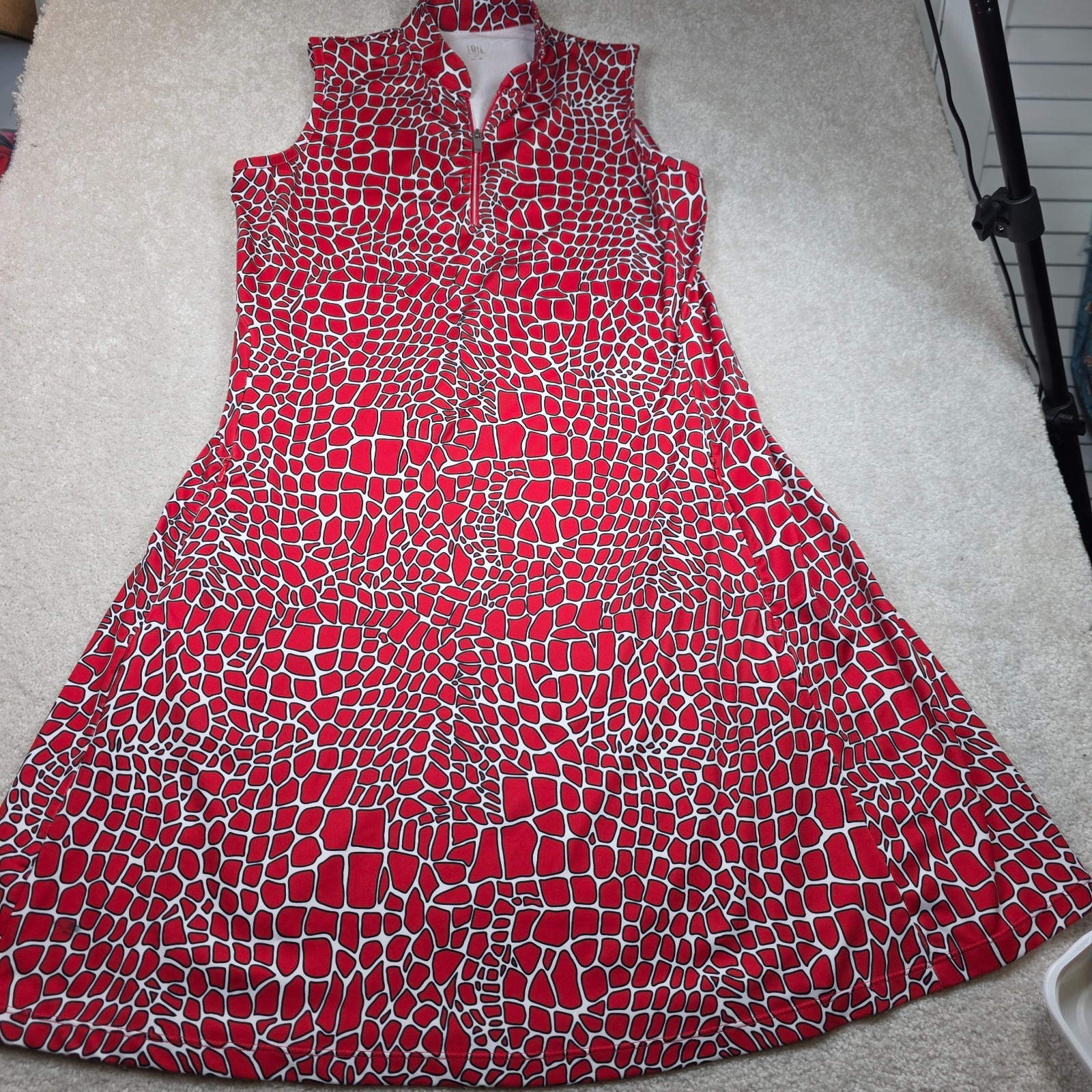 Tail Activewear Golf Dress Womens M Red White Exotic Reptile Sleeveless Stretch