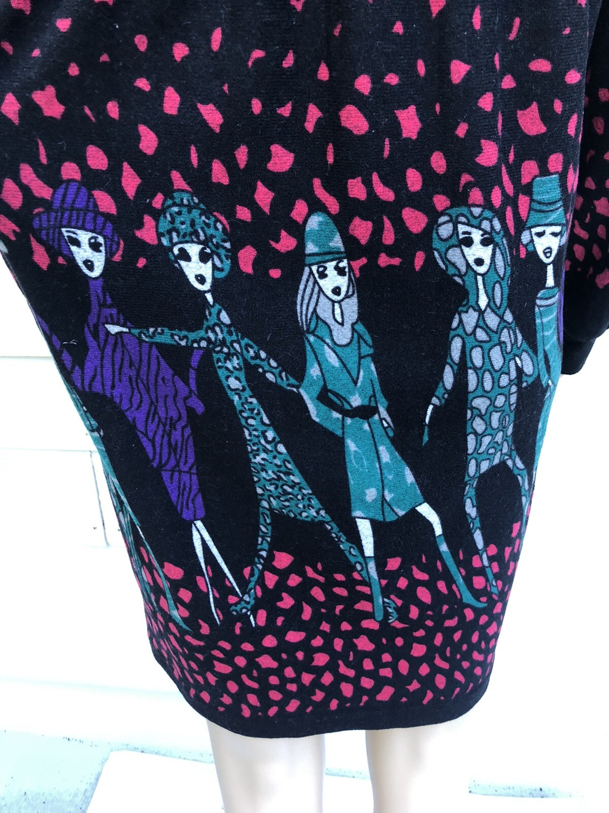 Solitaire LA M Black Red Green Models Ladies Pattern Soft Knit Long Sleeve Dress
