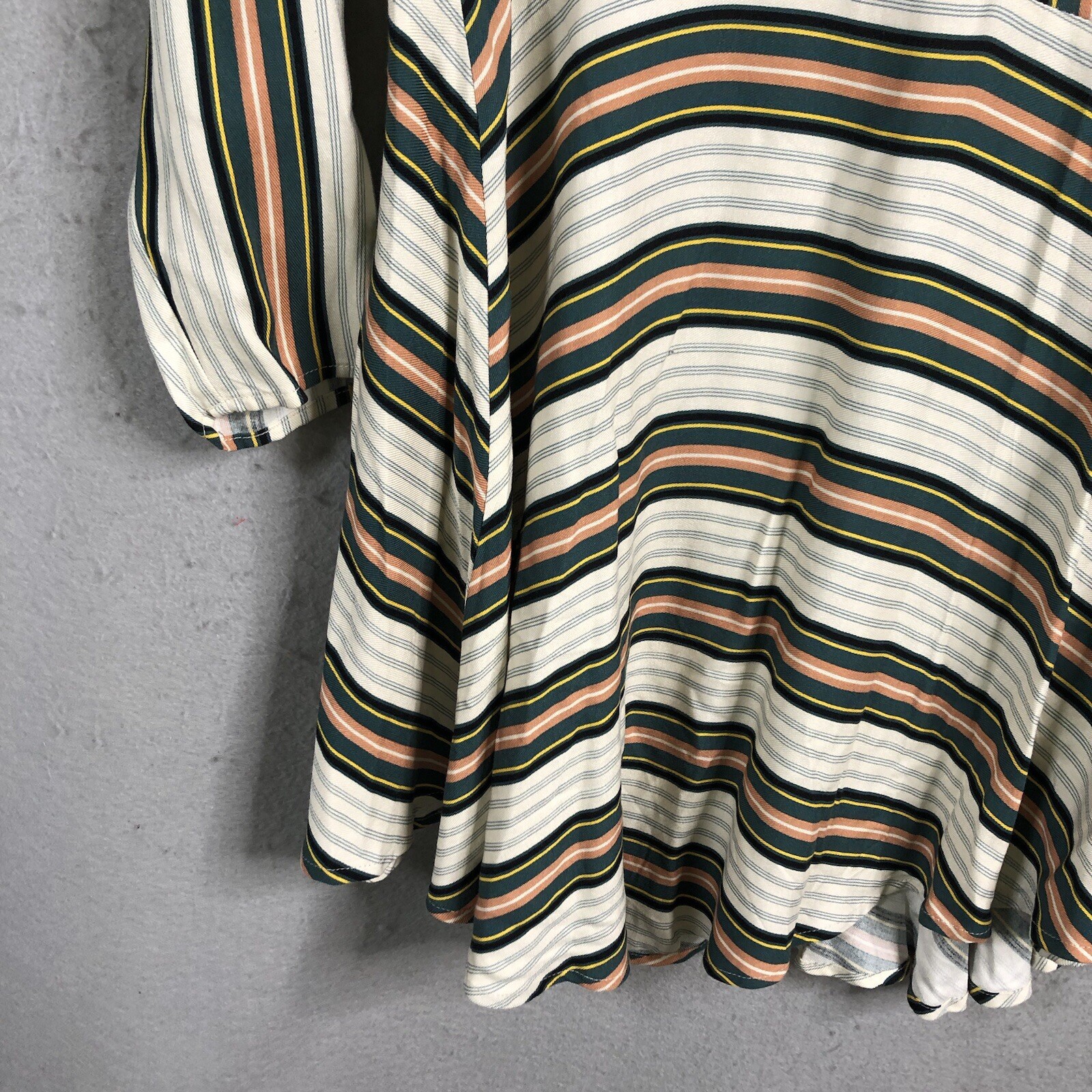 BCBGeneration Dress Womens Large Striped Drop Waist Rayon Retro Modern NEW