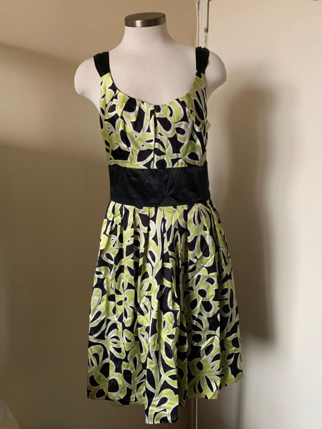 MAGGY LONDON 100% SILK GREEN BLACK COCKTAIL EVENING DRESS SIZE 10 z