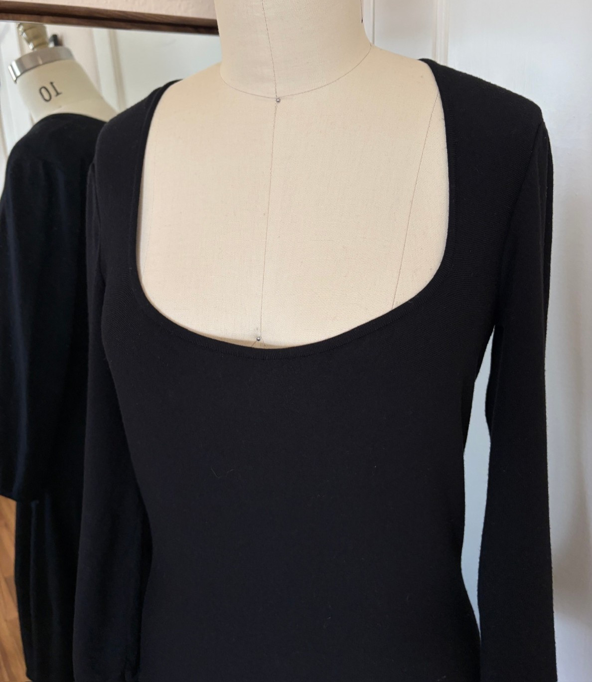 Alexander McQueen Black Fine Wool Short Fit Flare Ballet Scoop Dress Sz L Italy