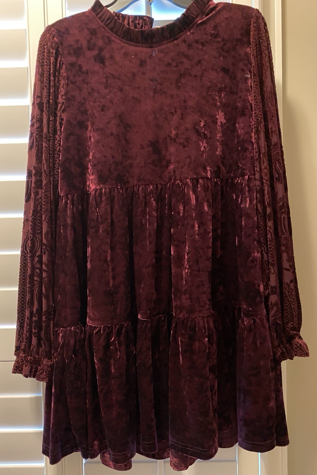 Jodifl Women’s Burgundy Chiffon Long Sleeve Tiered Dress Size Small Free Shippin