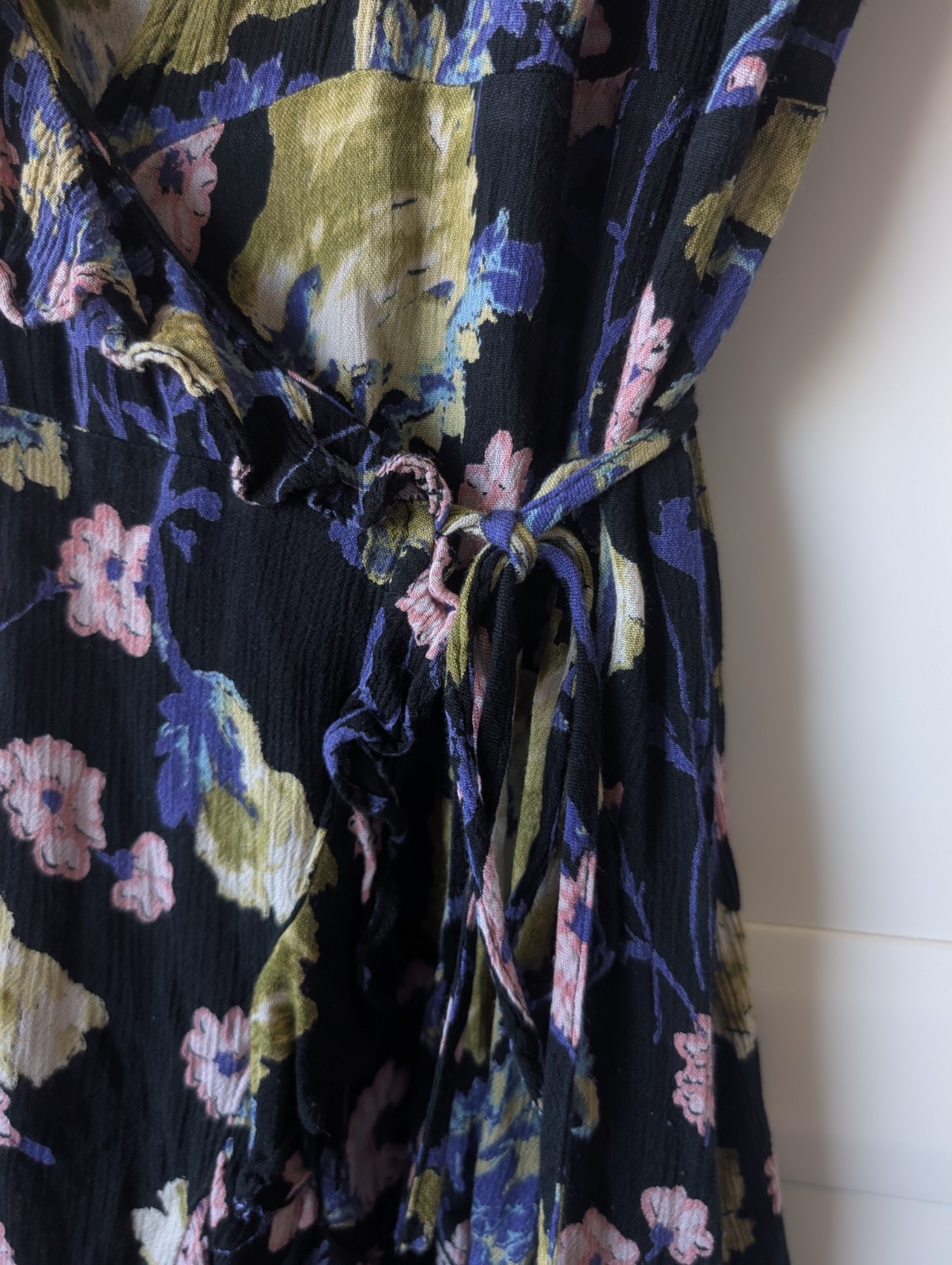 Pins And Needles Multi Floral Print Ruffle Frill Mini Wrap Dress Size L
