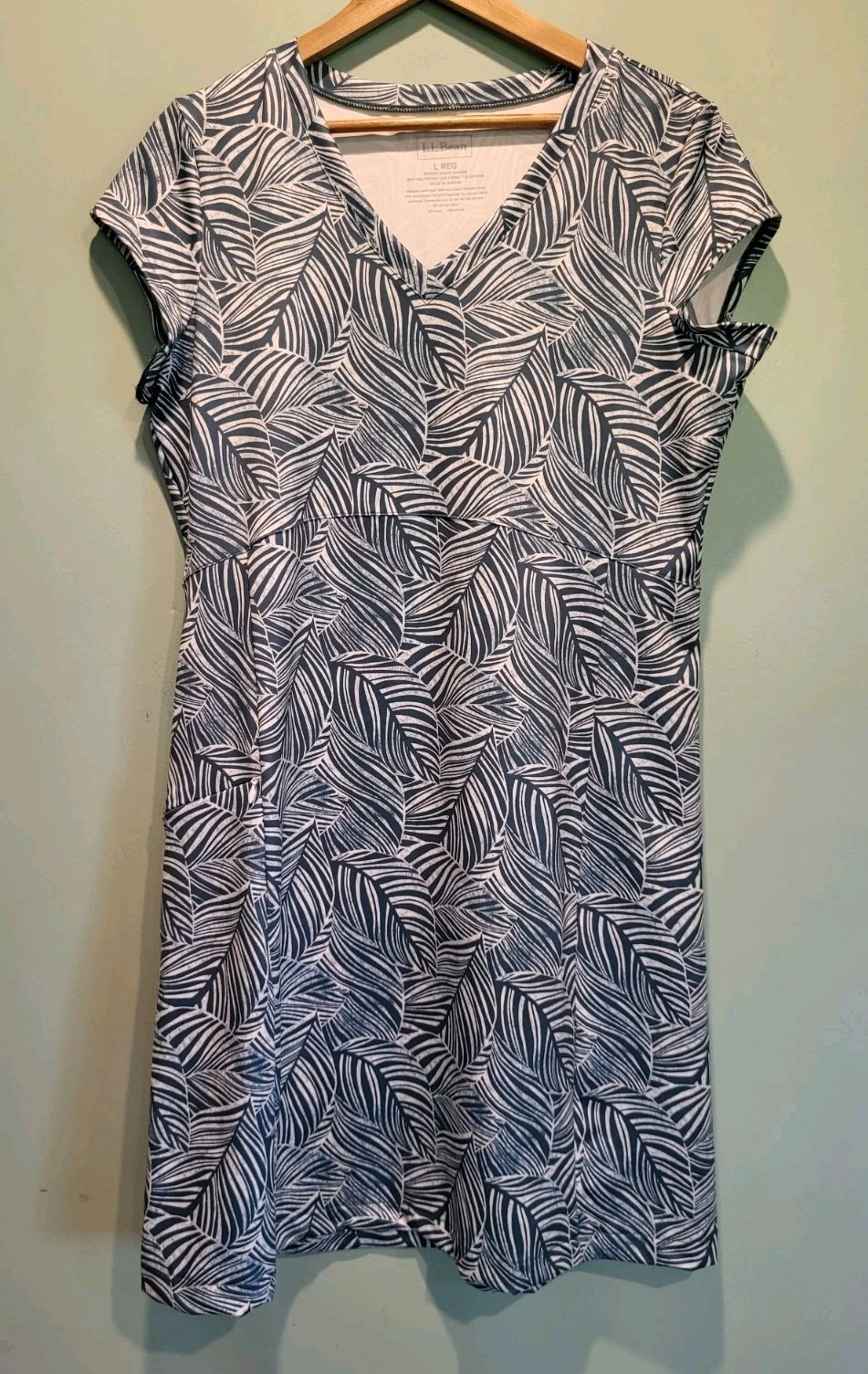 LL Bean Cap Sleeve Athleisure Shift Dress Teal Leaf Scuba Stretch Pocket Sz L