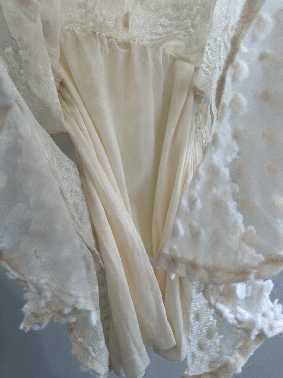 &Merci Ivory Textured Mini Dress 3D Pom Pom Floral Appliqués Size MEDIUM