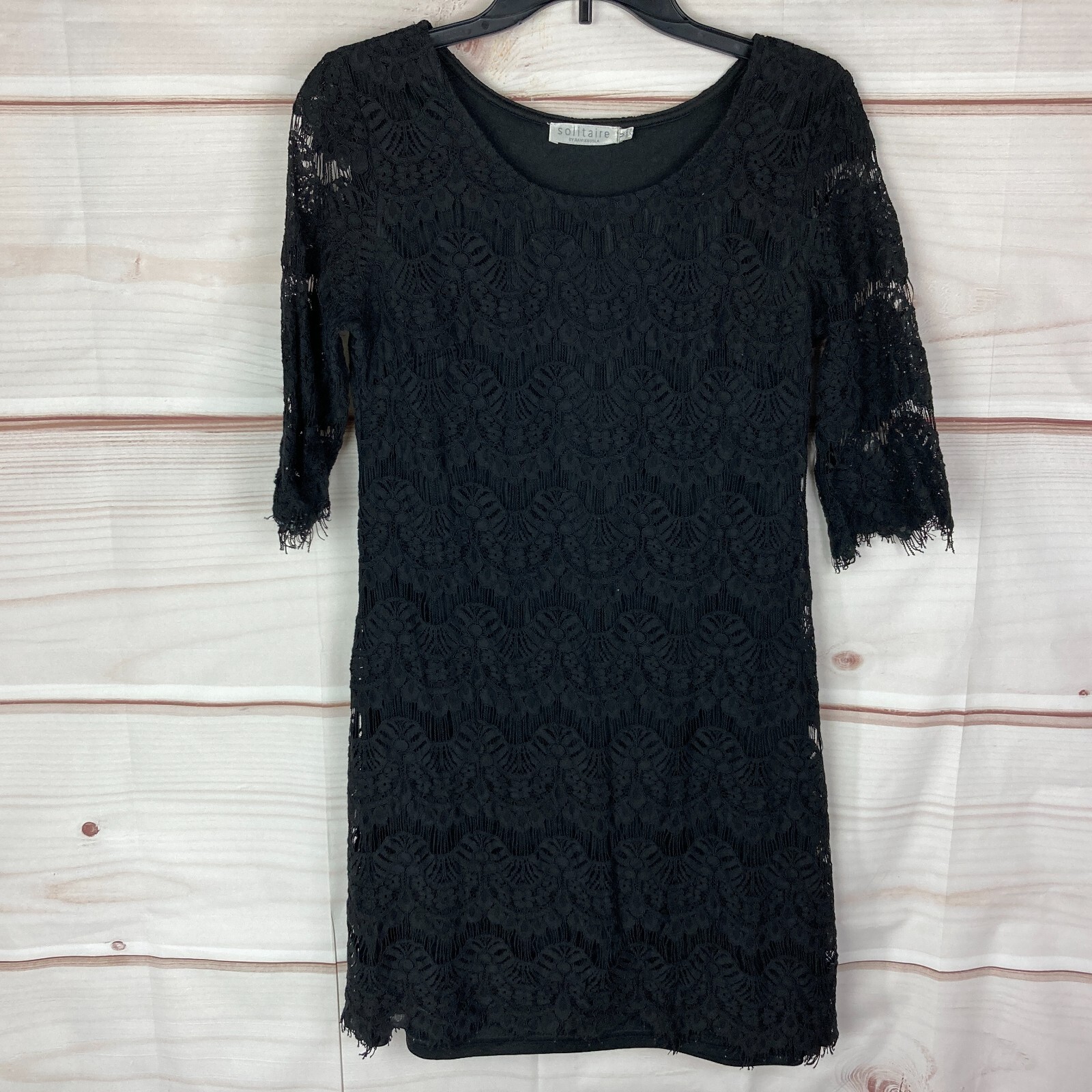 Solitaire Dress Womens Medium Black 3/4 Sleeve Scoop Neck Lace Shift Solid