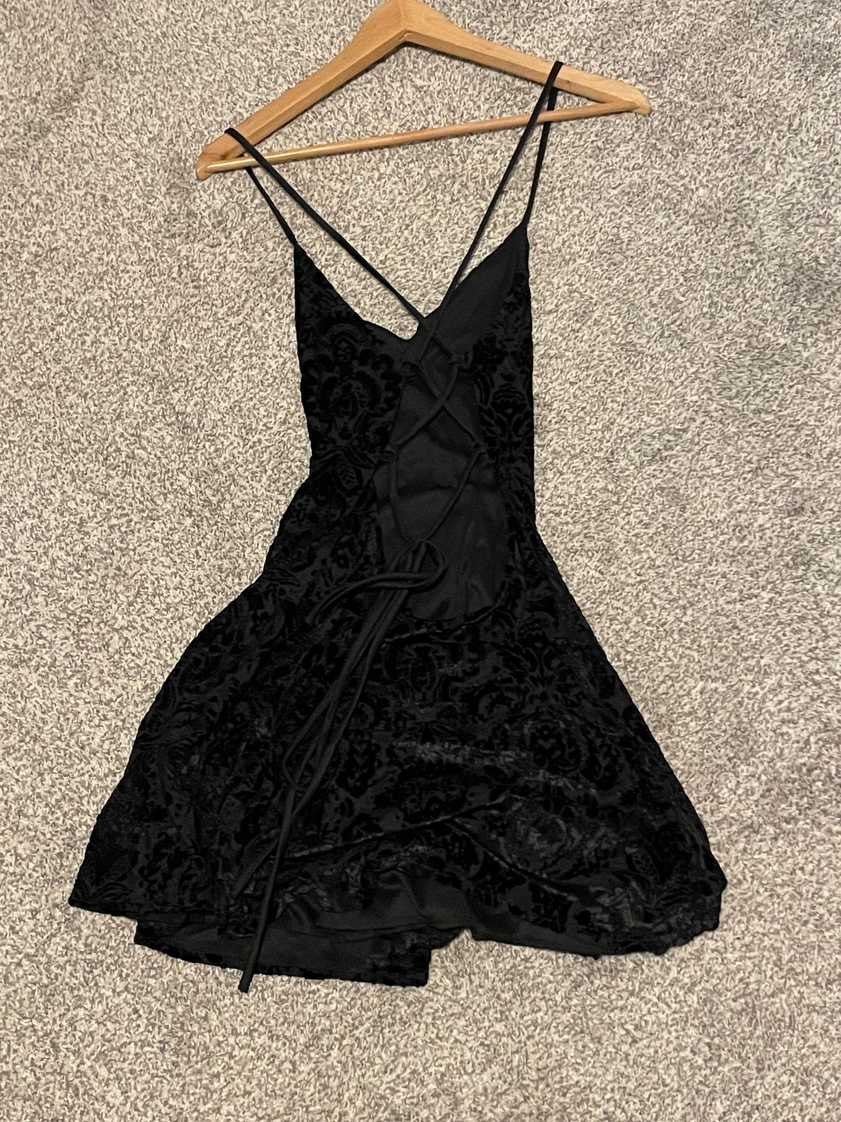 Lucy In The Sky Dress Womens Medium Black Velvet Floral Lace Up Mini Open Back