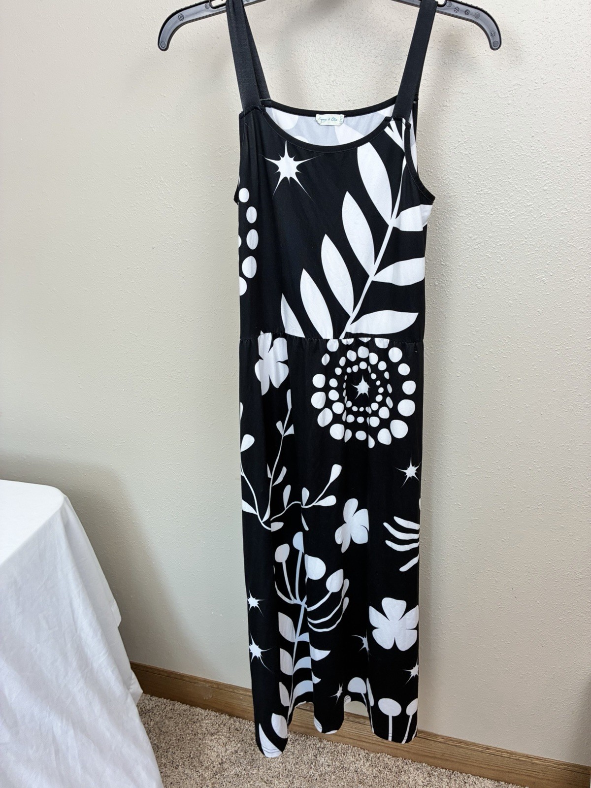 Emma And Elsa Maxi Dress Size 10/12