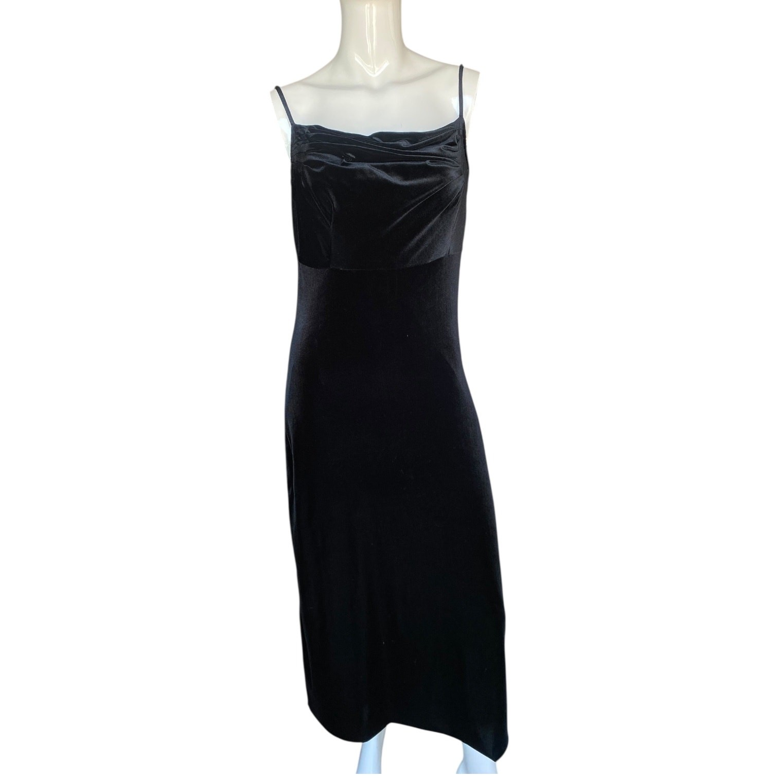 90’s Style Black Velvet Midi Dress
