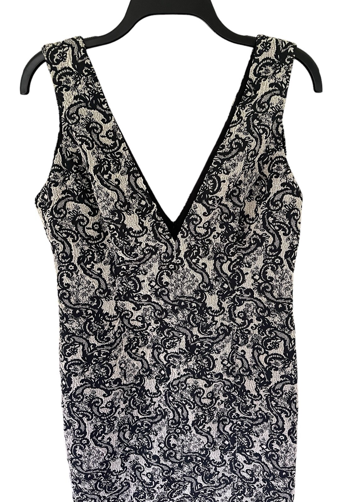 NWT Alice+Olivia Black Ivory Mini Dress Deep Plunge V Neck Size 12