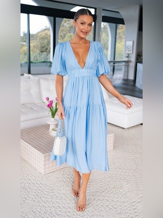 NEW Billy J Erin Tiered Plunge V Neck Midi Dress in Sky Blue Size 8 NWT $110