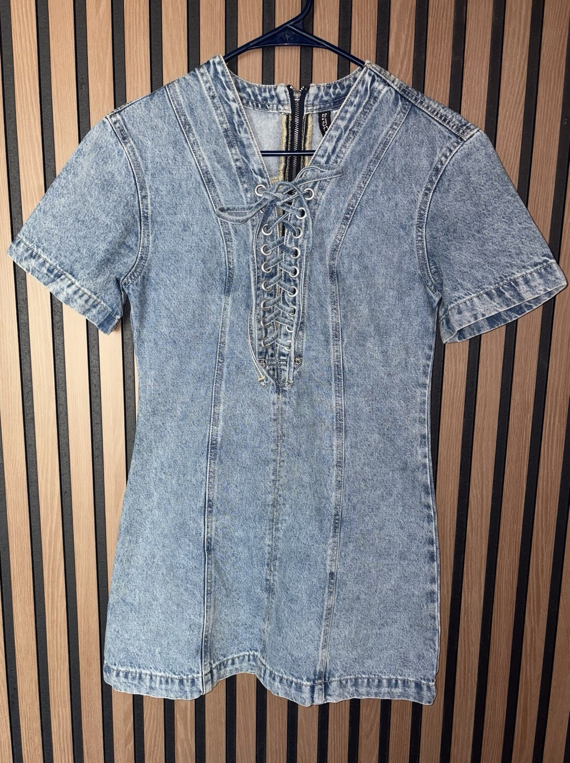 H&M Women’s Blue Solid Denim Mini Dress Lace-Up Front Short Sleeve Back Zip XS