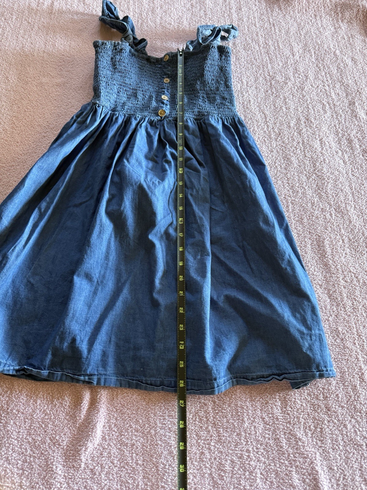 MADISON GREY chambray Denim Smocked Mini Dress M💙