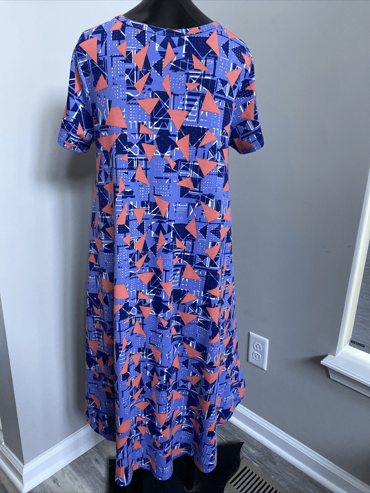 LuLaRoe XS Carly Geometric Purple Orange White Polyester 96%, 4% Spandex