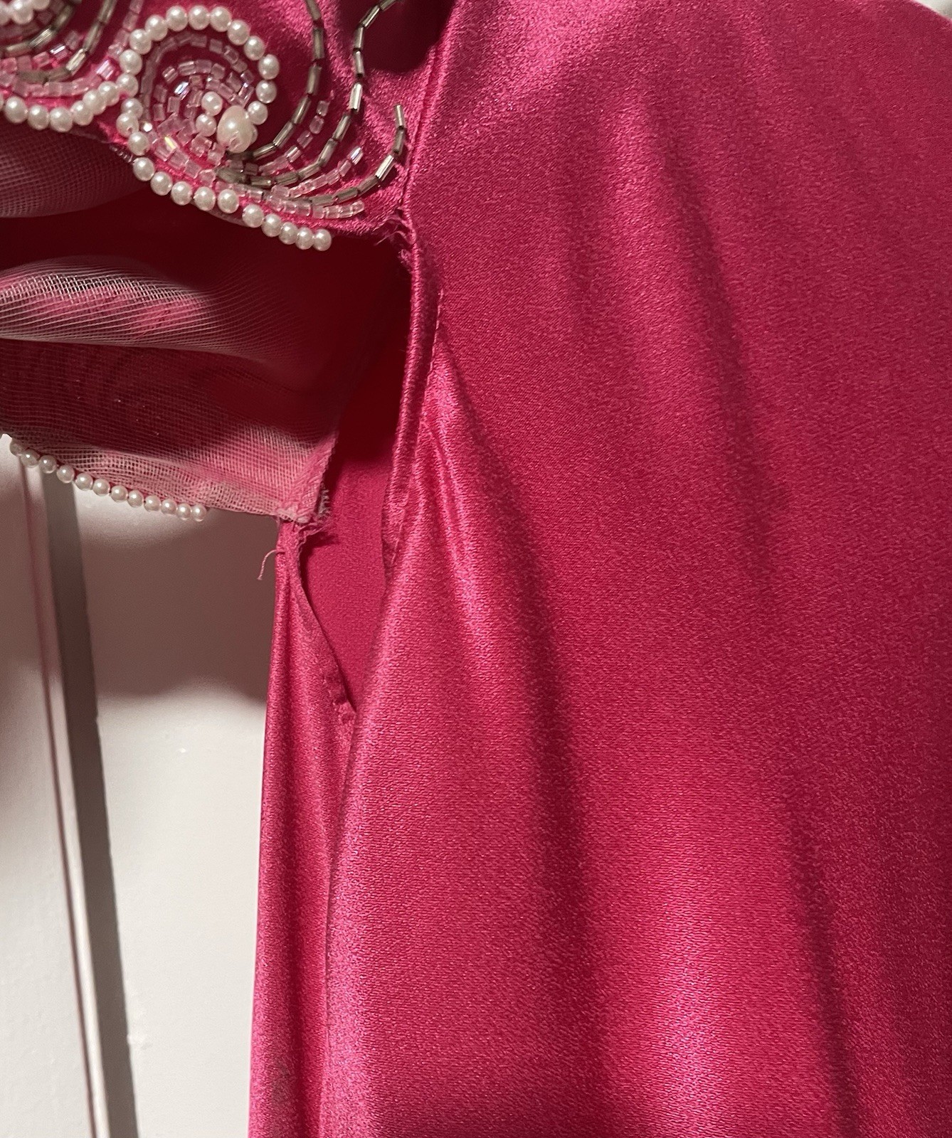 Vintage 80s JoEd Sophisticates Magenta Beaded Sequin Short Sleeve Dress