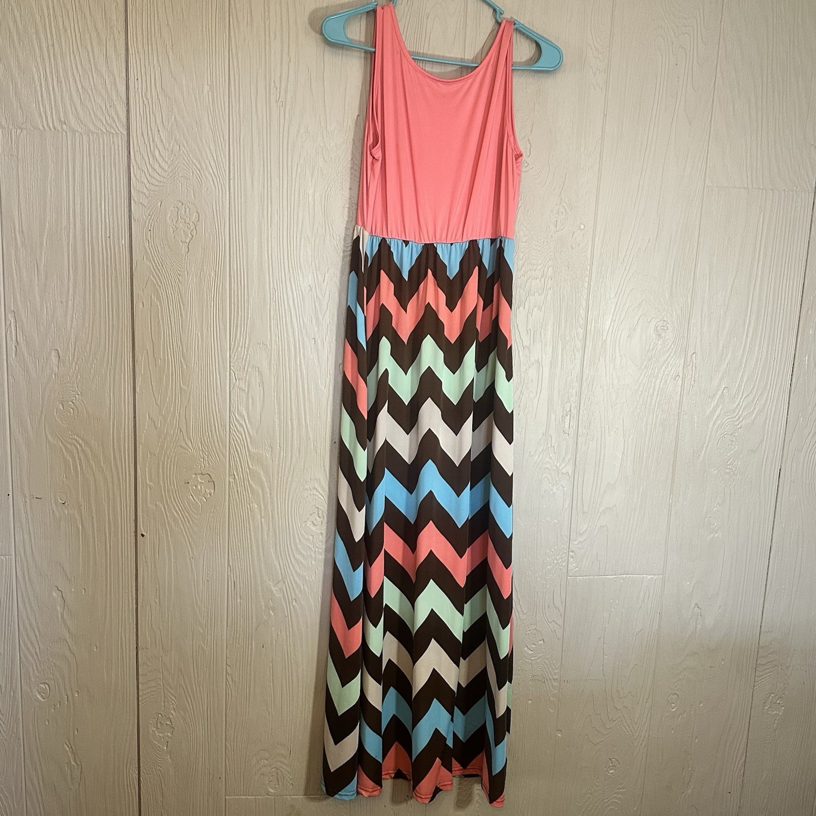 Women’s XL Pink/Multicolor Chevron Maxi Dress Strappy Sleeveless Pullover