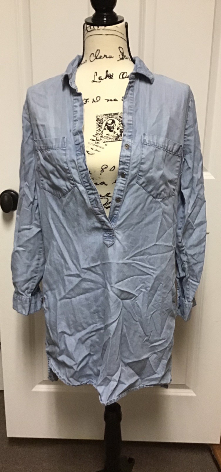beach lunch lounge Chambray dress Size small (BIN AD)