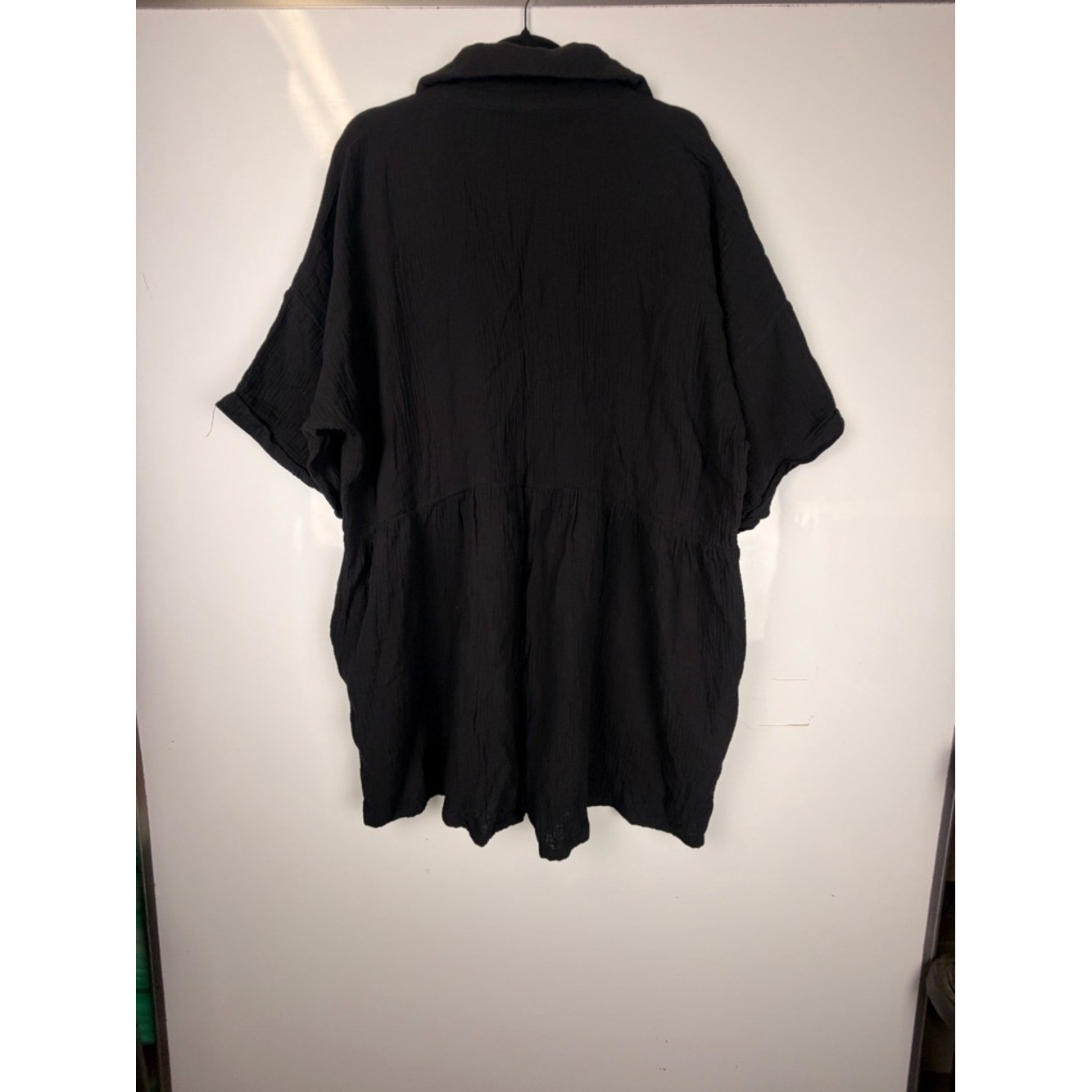 Petal & Pup Black Short Sleeve Button-Down Romper Casual Sz 16-Chic