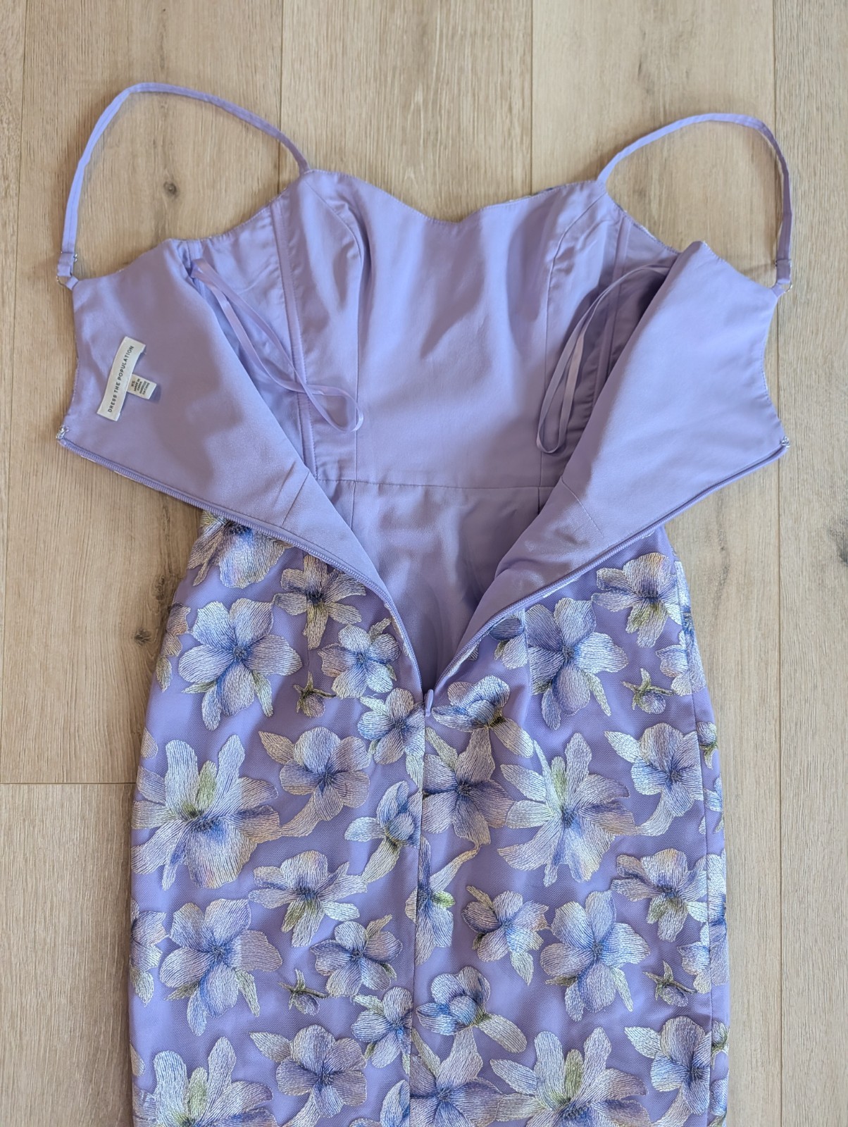 NWOT Dress the Population Blakely Lilac Floral Midi Dress XS