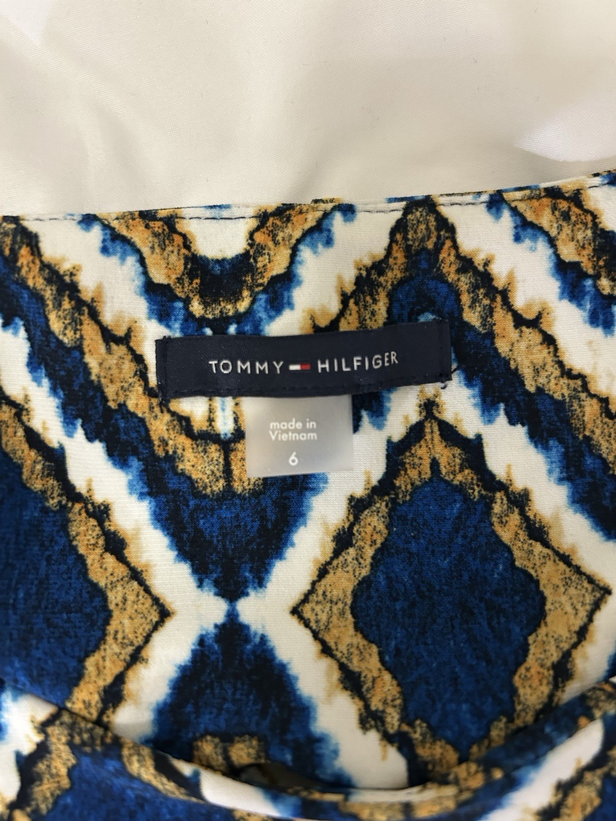 Tommy Hilfiger Blue Gold White Geometric Sheath Dress Ruffle Sleeve Size 6