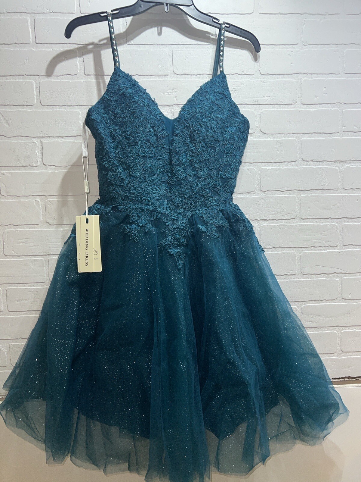 NWT! Stunning Unique Stone Strap Tulle Glitter Short Formal Gown Size 6 Teal