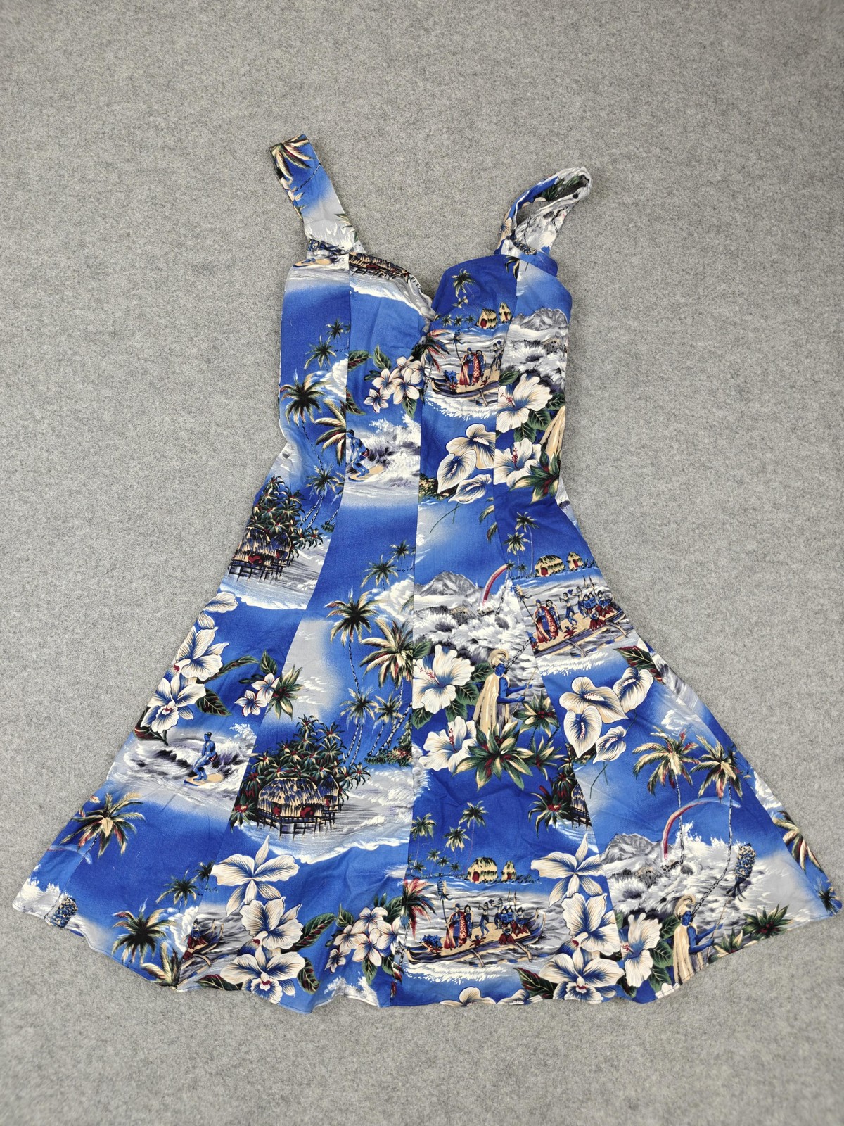 Jade Fashions Dress Womens M Blue Floral Hawaiian Smocked Sundress Fit & Flare