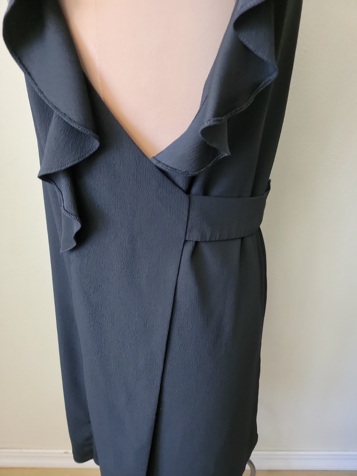 Carven Black Flutter Sleeve Crepe Shift Dress Size EU 38 Medium 6/8 Designer