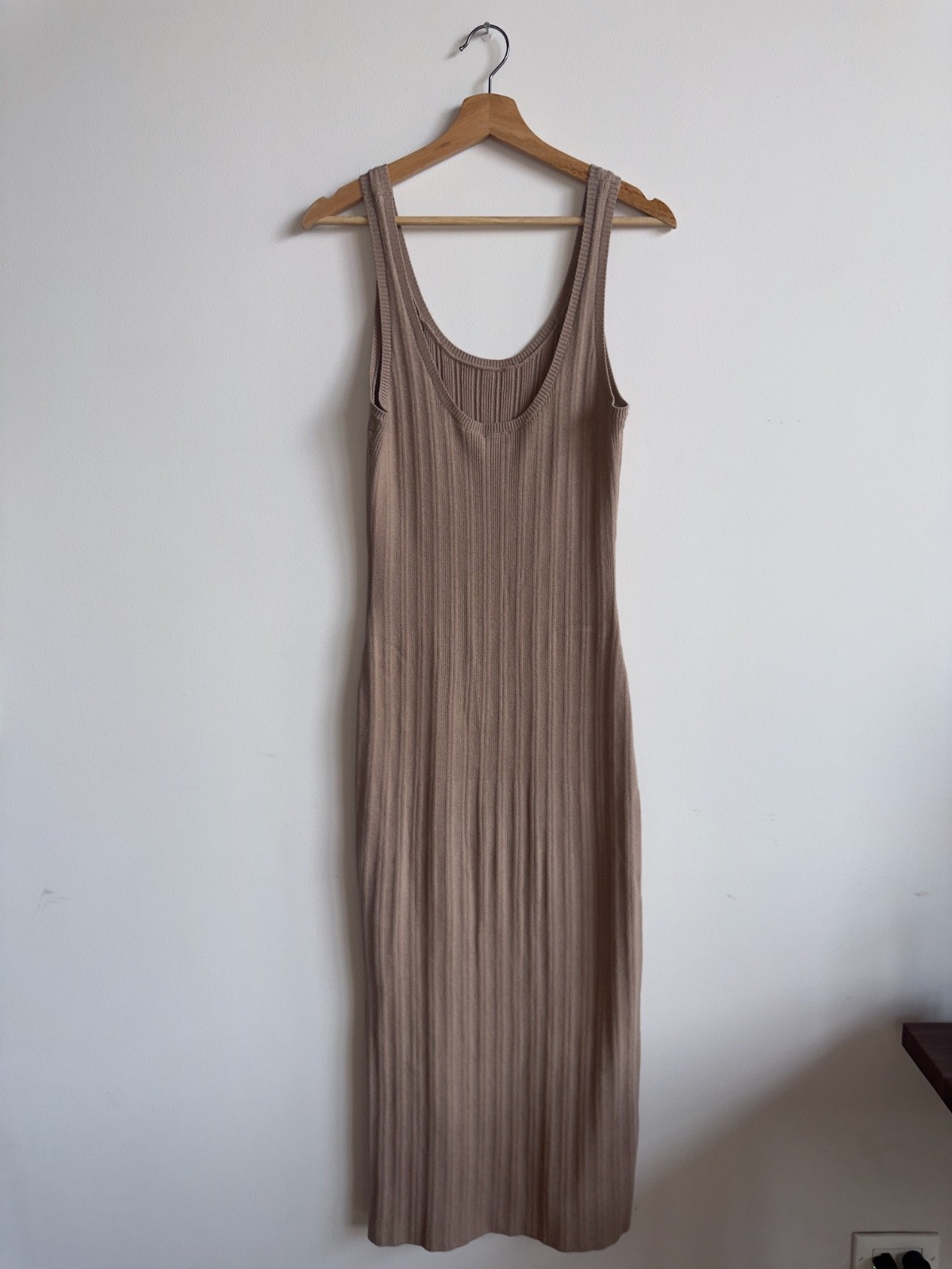 Abercrombie & Fitch Ribbed Midi Sweater Dress Taupe Beige Size M
