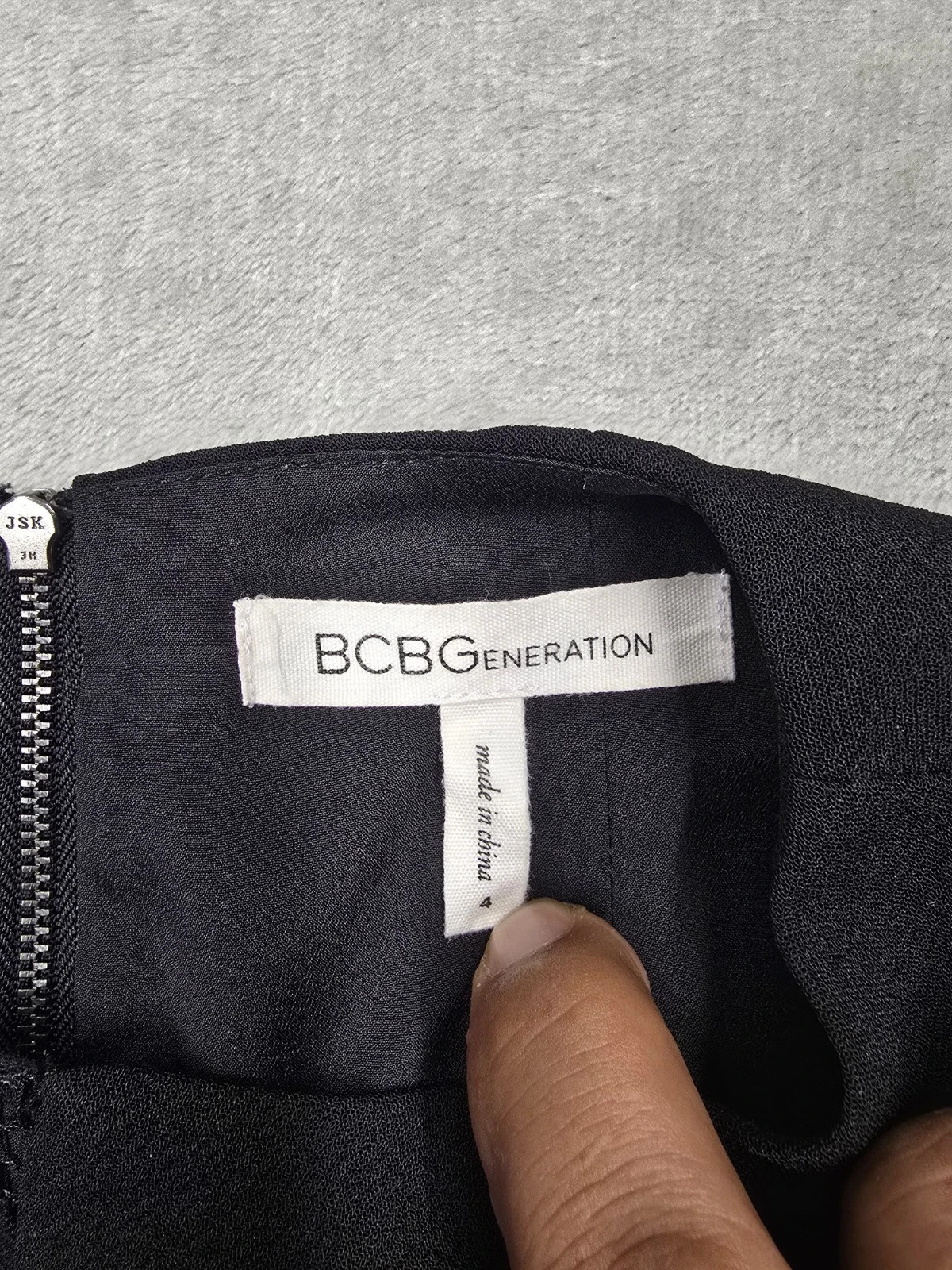 BCBGeneration A Line Shift Dress Womens 4 Black Sleeveless Midi Lined Zip