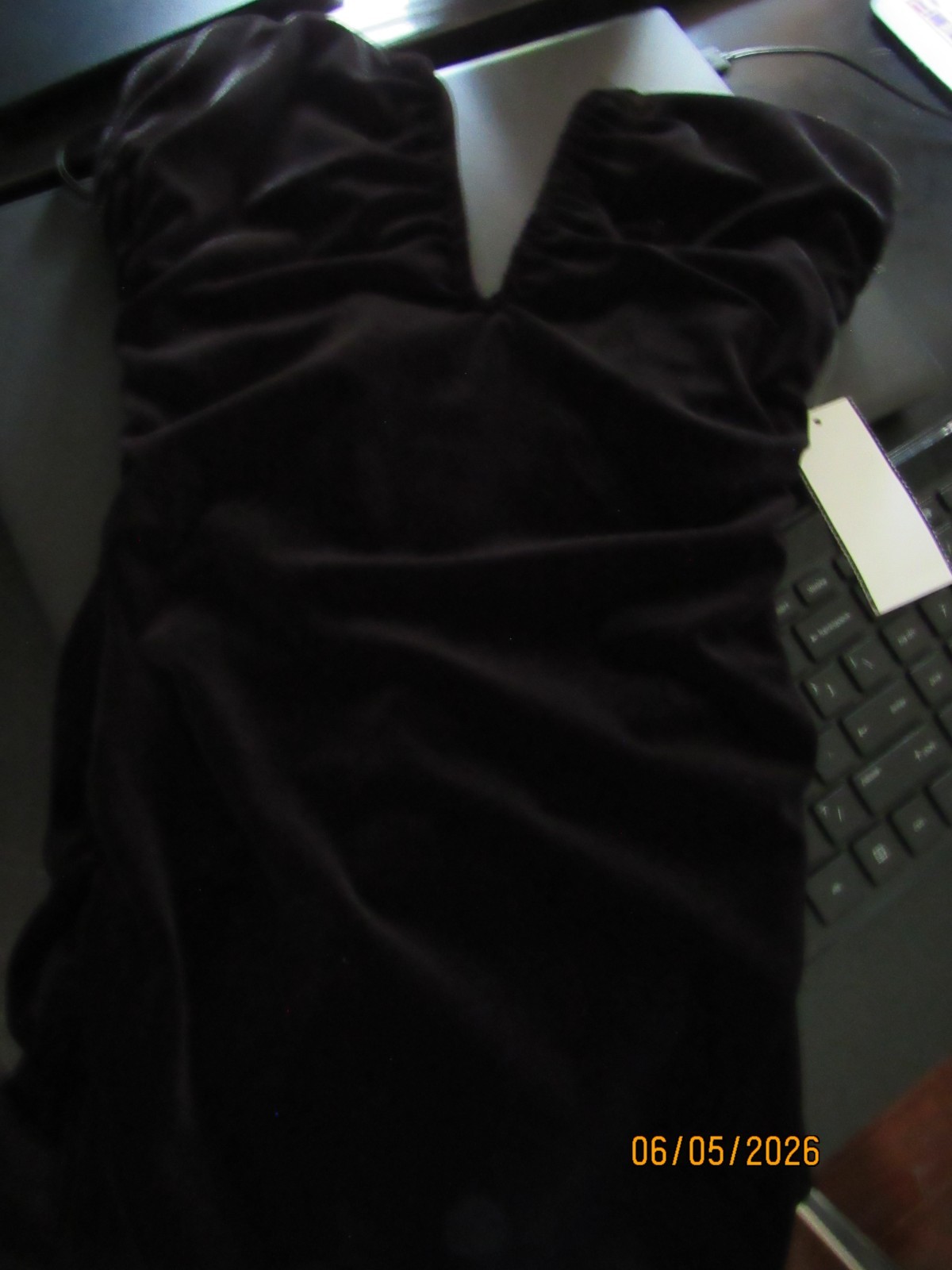 B. Darlin nwt sz 1/2 black velvet pencil strapless club dress v-neck sexy