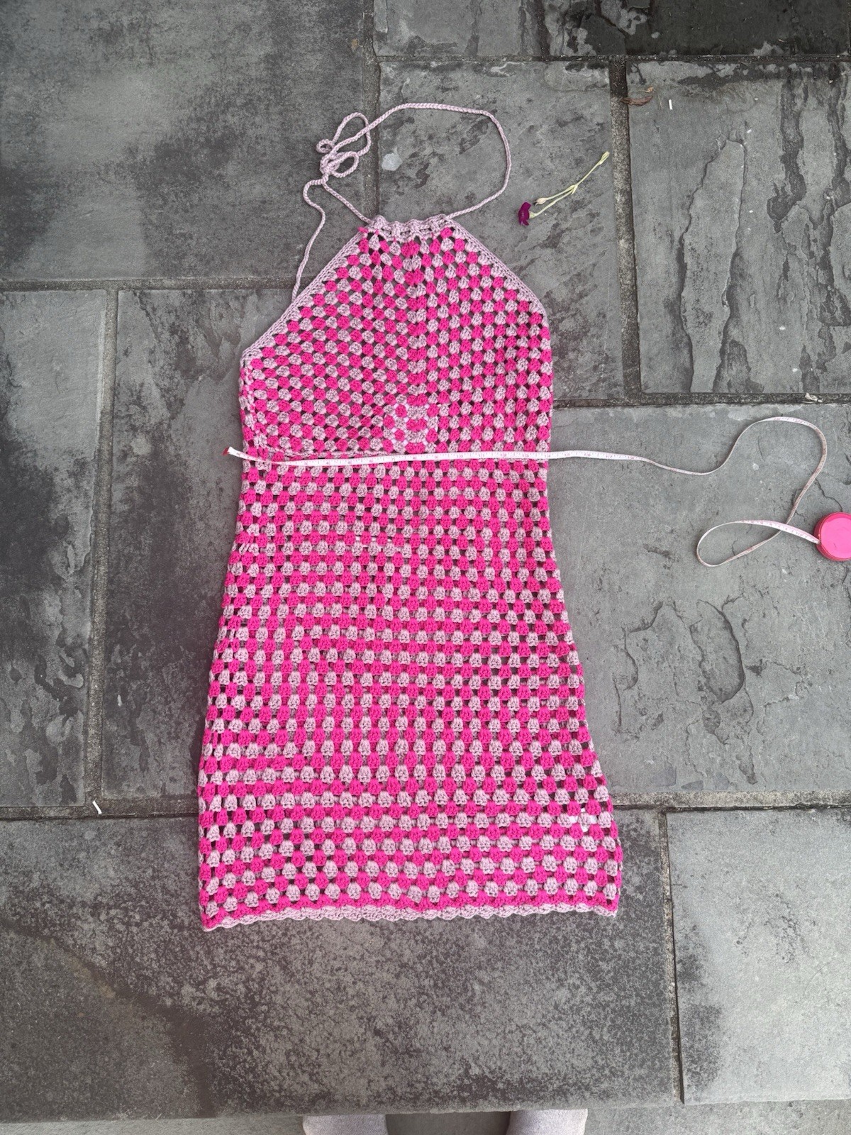Crochet Dress Open Back W/ Tie Enclosure Pink W/ Grey Piping Size Small