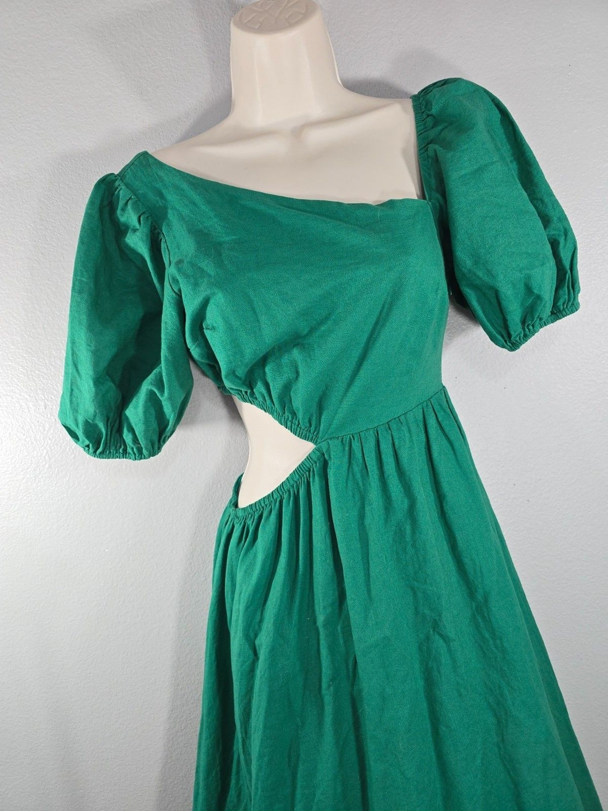 All About May Maxi Dress Size 4 Green Linen Blend Side cut out Milkmaid boho BZ