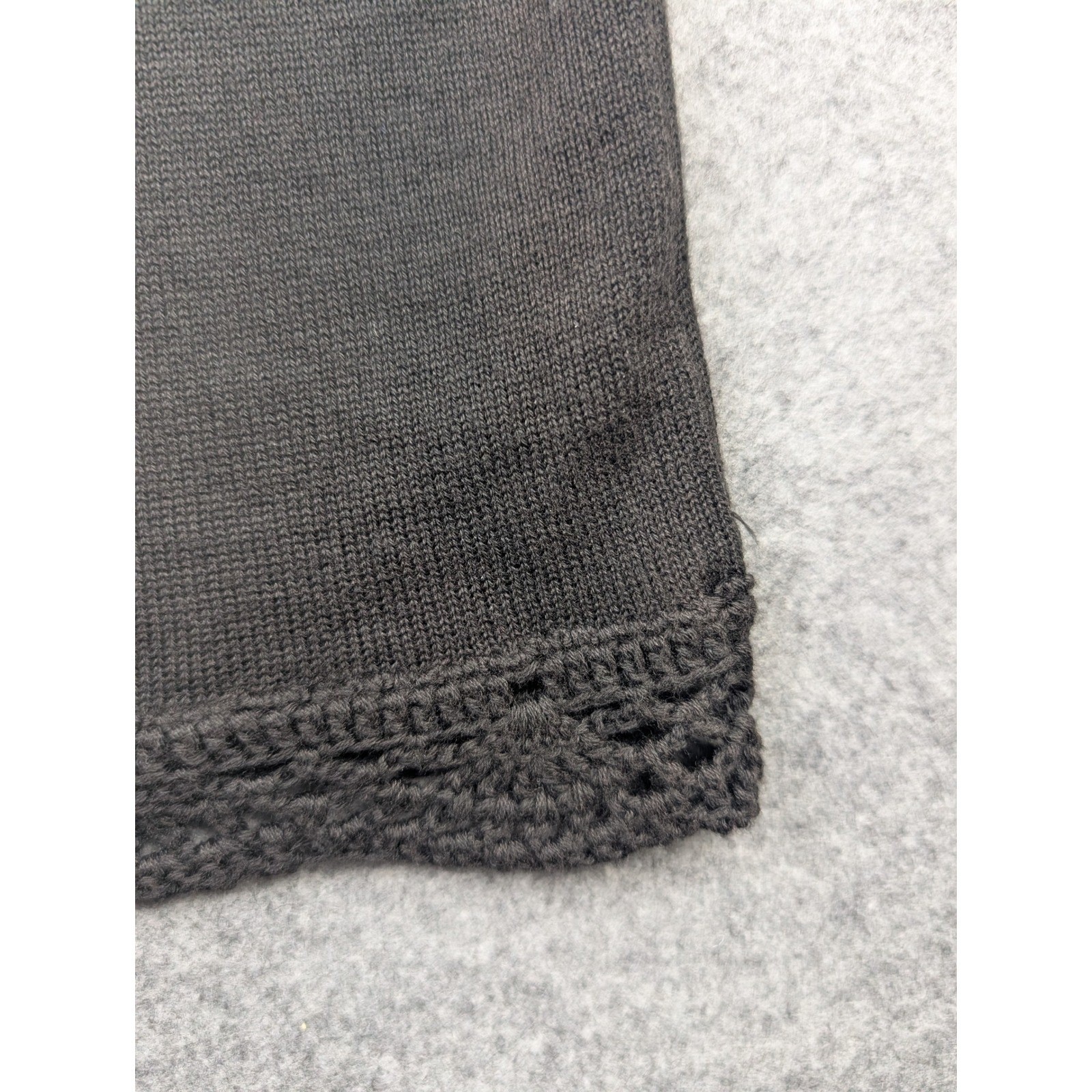 Dakini Black Knit Sleeveless Dress Crochet Back Medallion V-Neck Womens Large