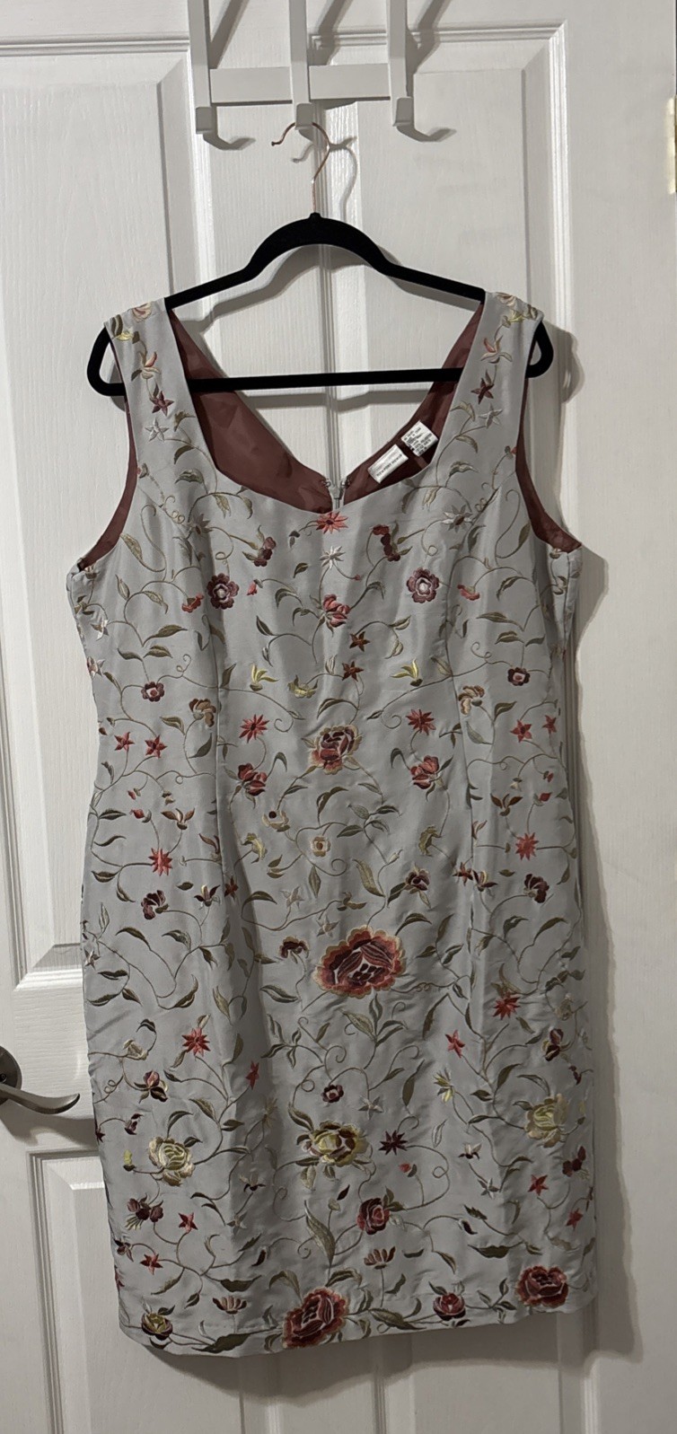 VTG NEWPORT NEWS 100% Silk Dress Embroidered Floral Summer Garden Party Size 16