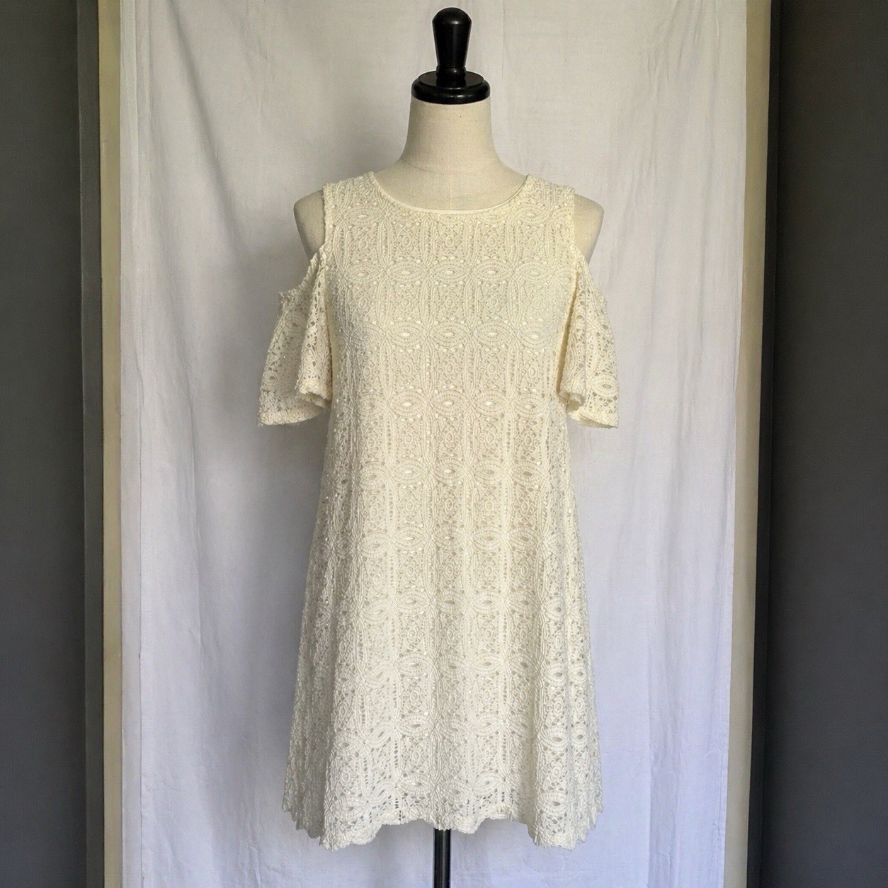 Womens Ivory Lace Eyelet Dress Cold Shoulder Boho Shift Size 14