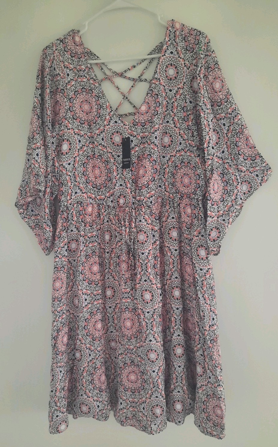 TORRID Size 1 Dress New With Tags Tie Wiast Kamino Sleeves Criss Cross Back