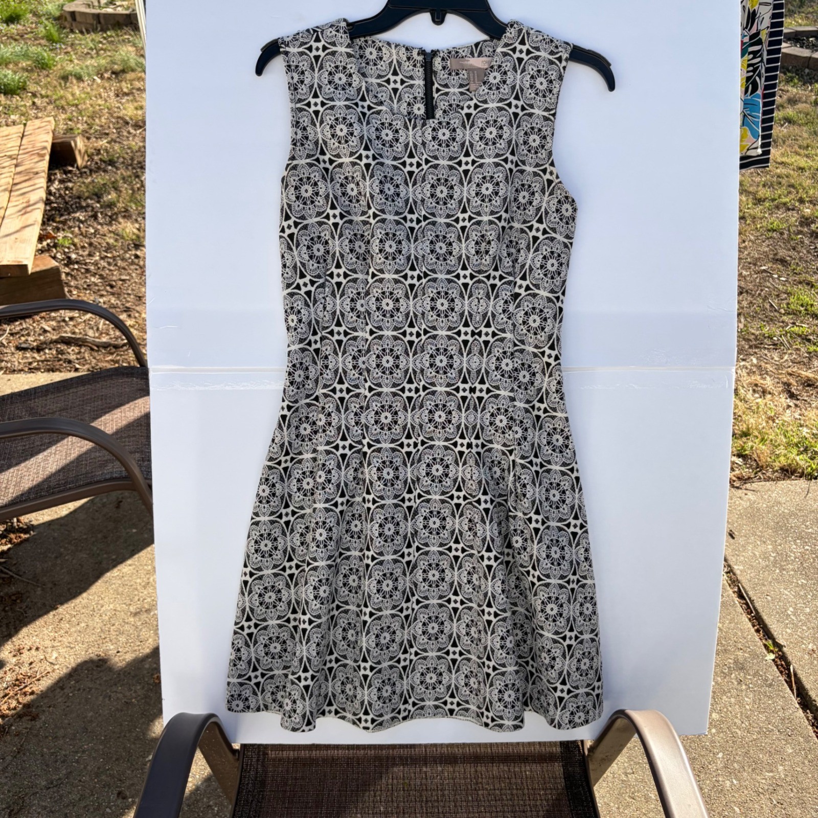 Forever 21 Contemporary Black White Lace Medallion Fit Flare Dress Womens Medium