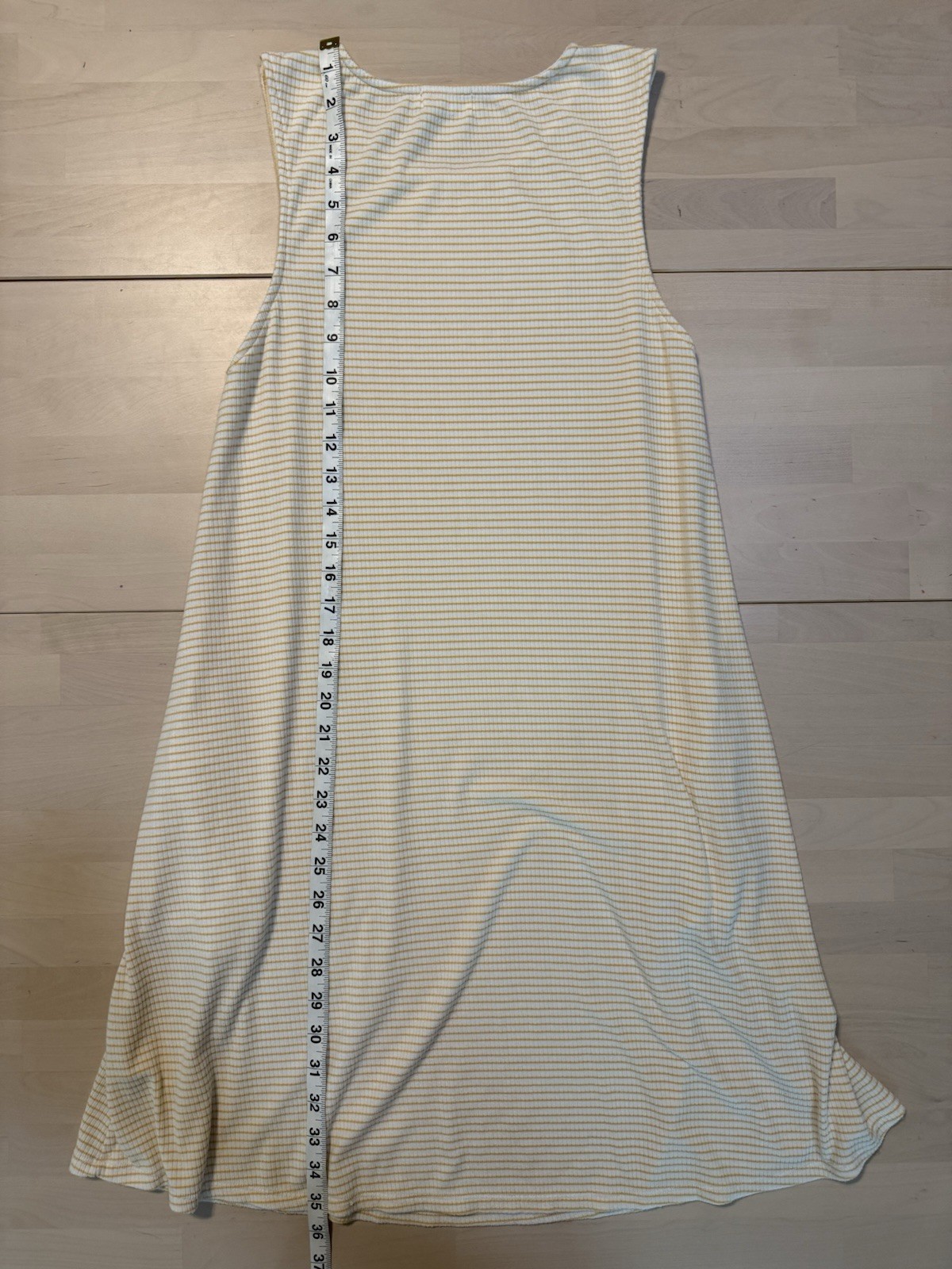 Carve Designs Dress Size Medium Yellow Stripe Sleeveless Midi Casual w/ Pockets